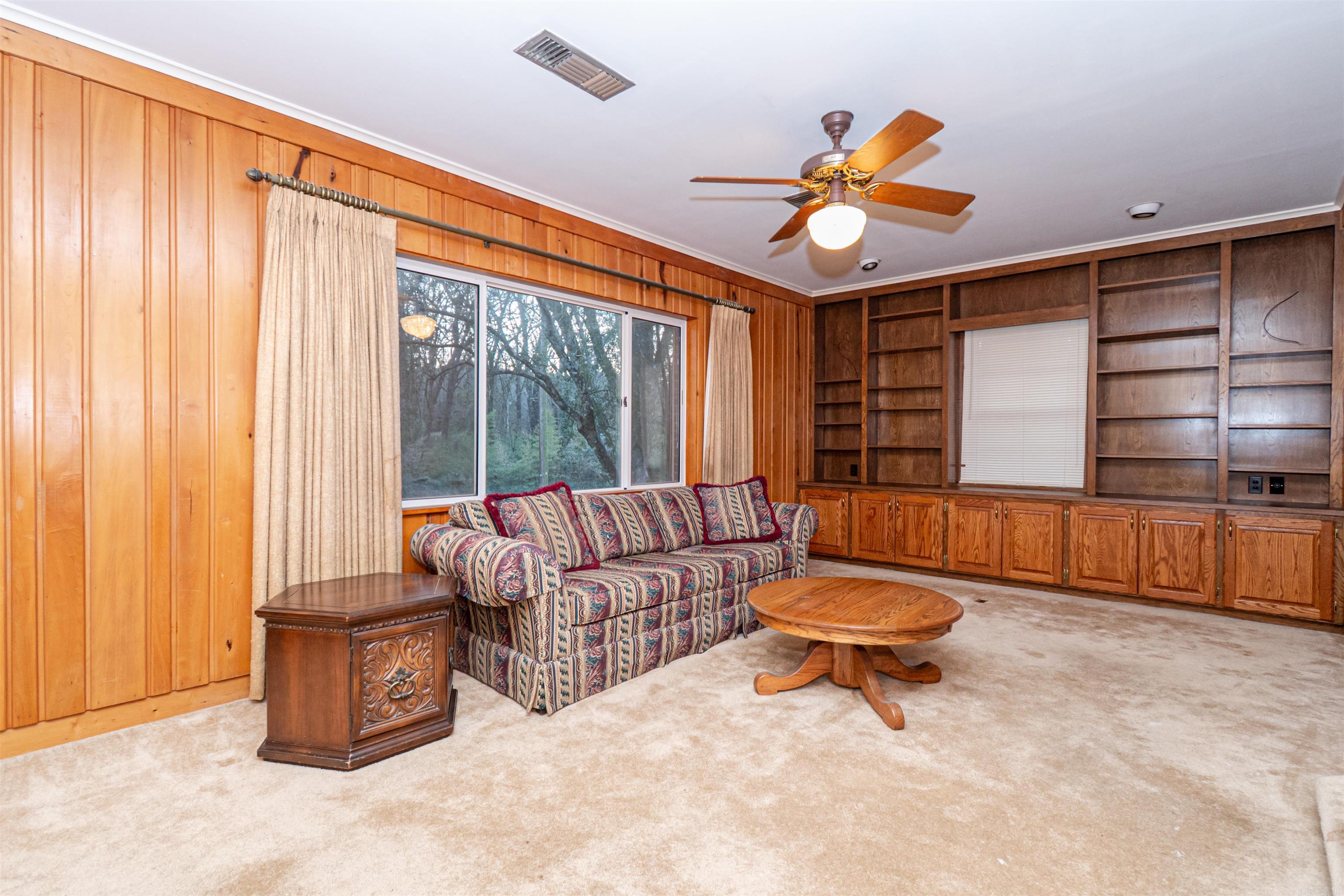 RUDDELL ACRES - Residential