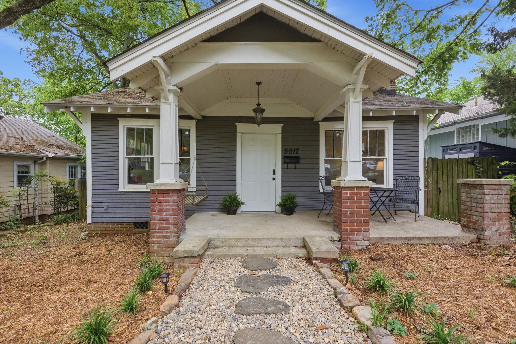 PULASKI HEIGHTS - Residential