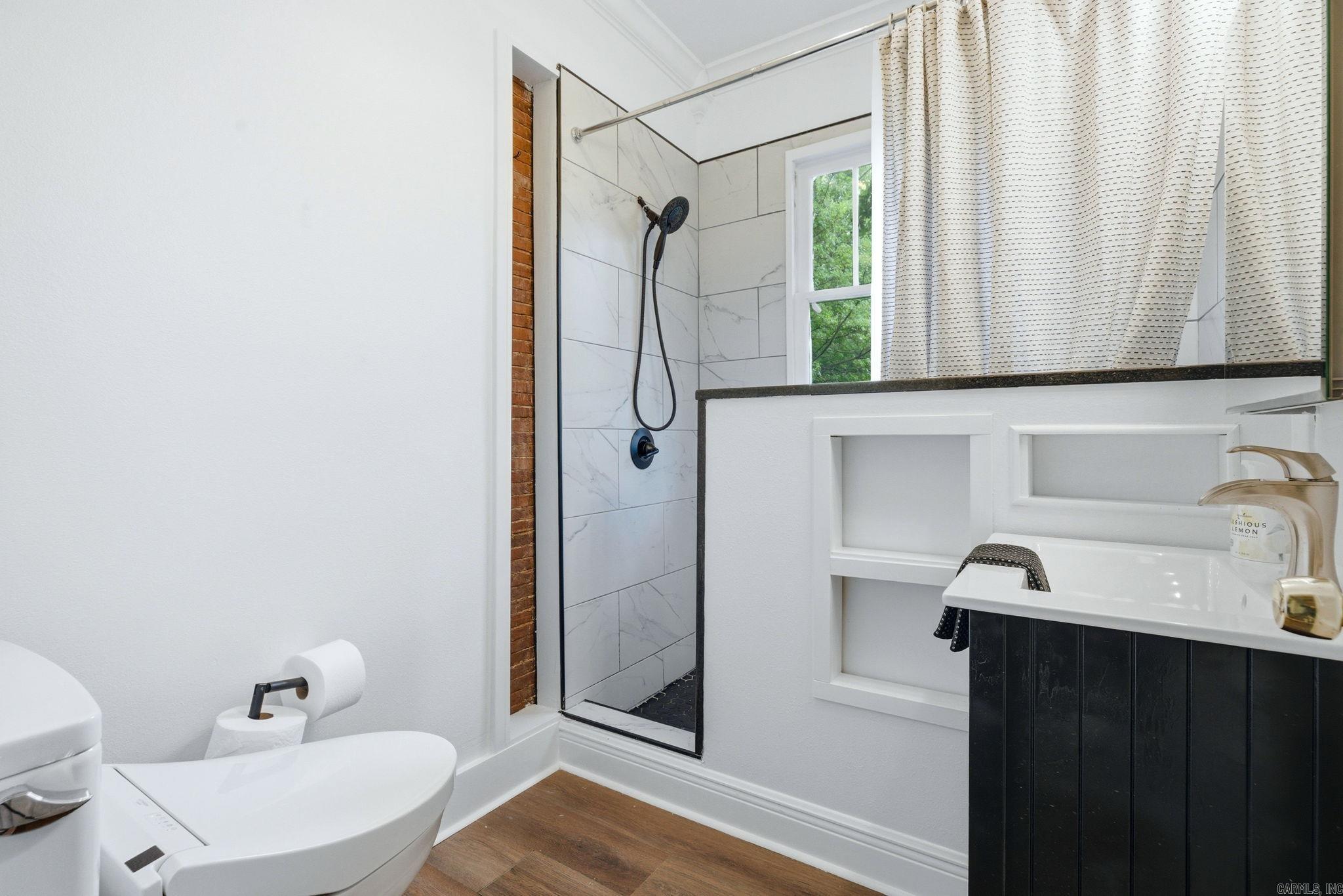 PULASKI HEIGHTS - Residential