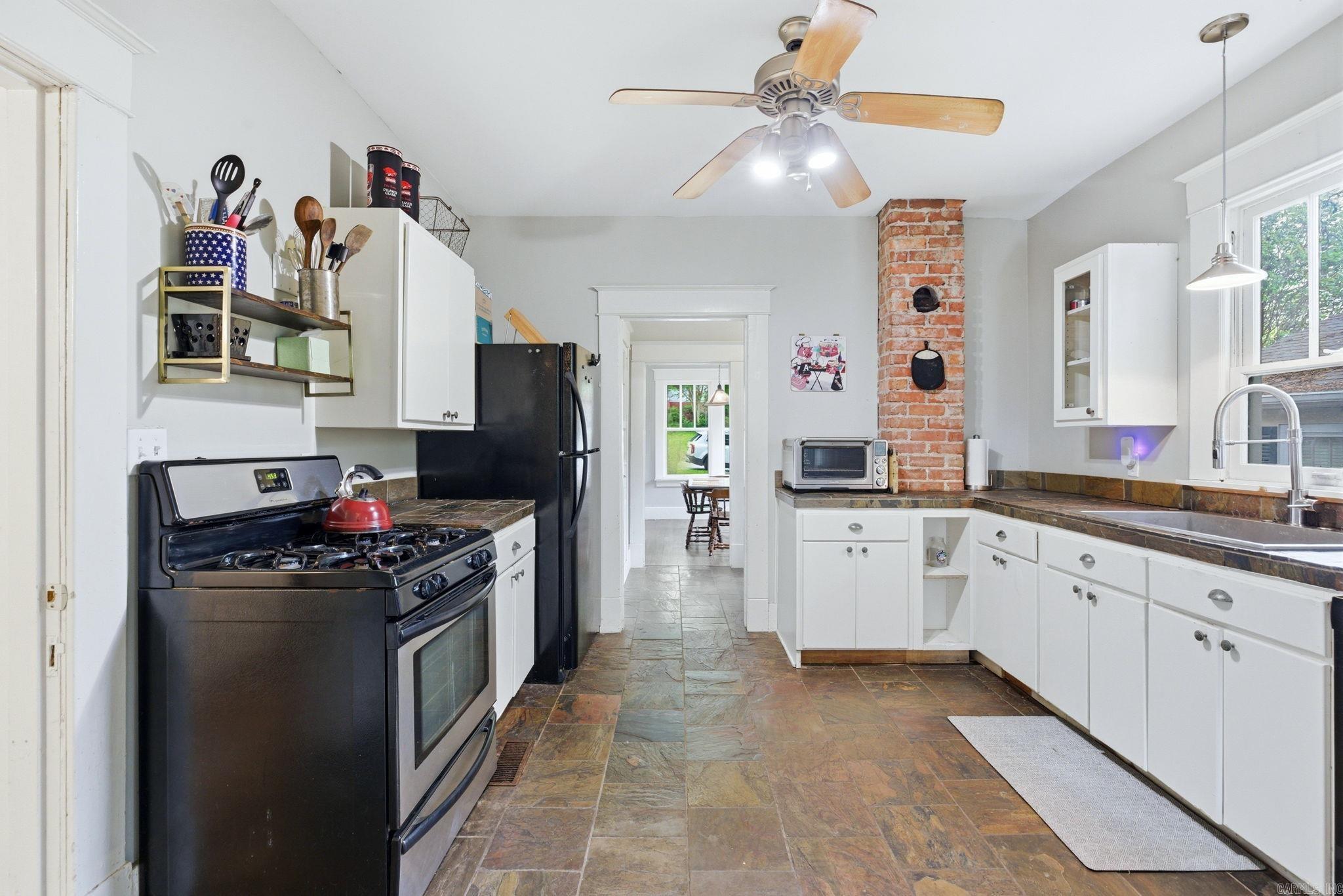 PULASKI HEIGHTS - Residential