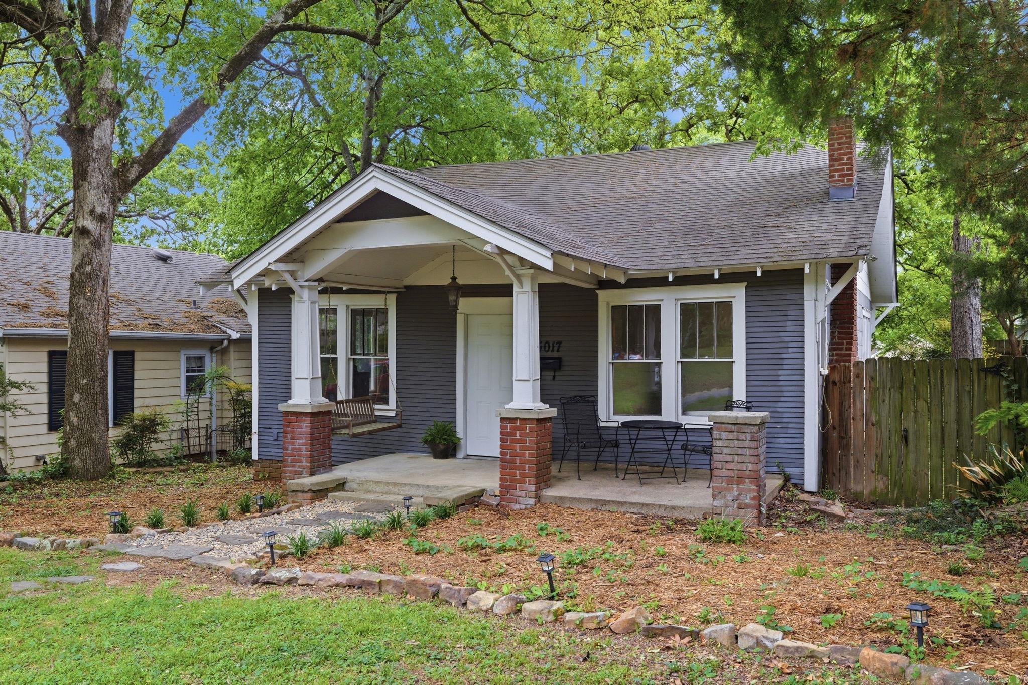 PULASKI HEIGHTS - Residential