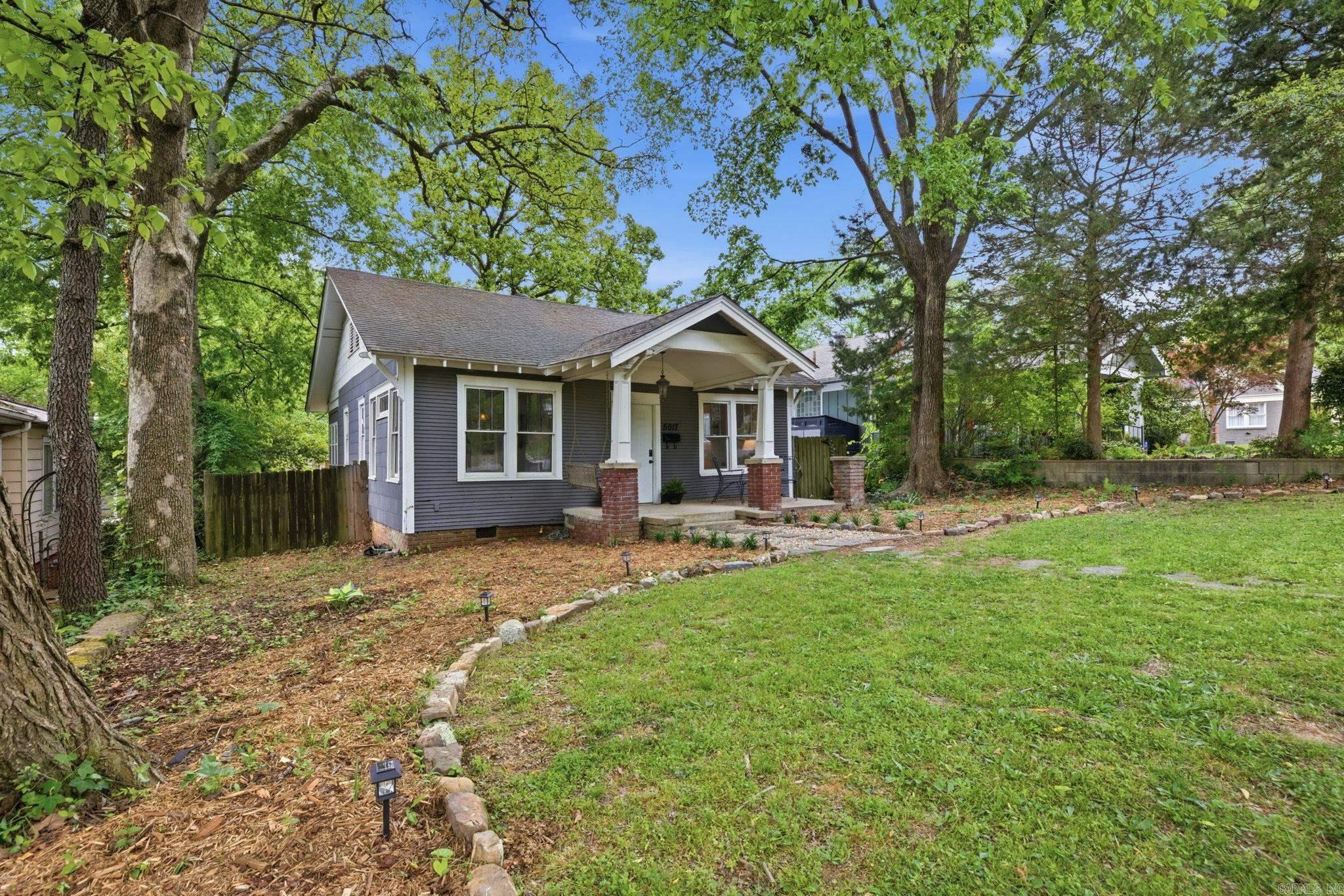 PULASKI HEIGHTS - Residential