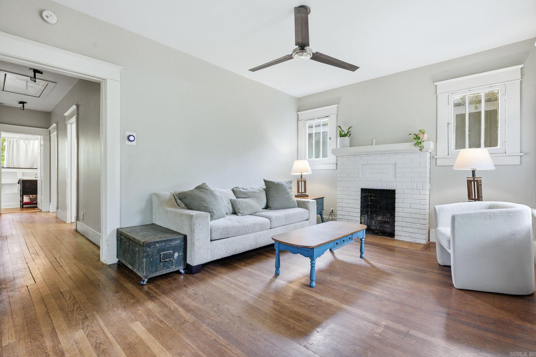 PULASKI HEIGHTS - Residential