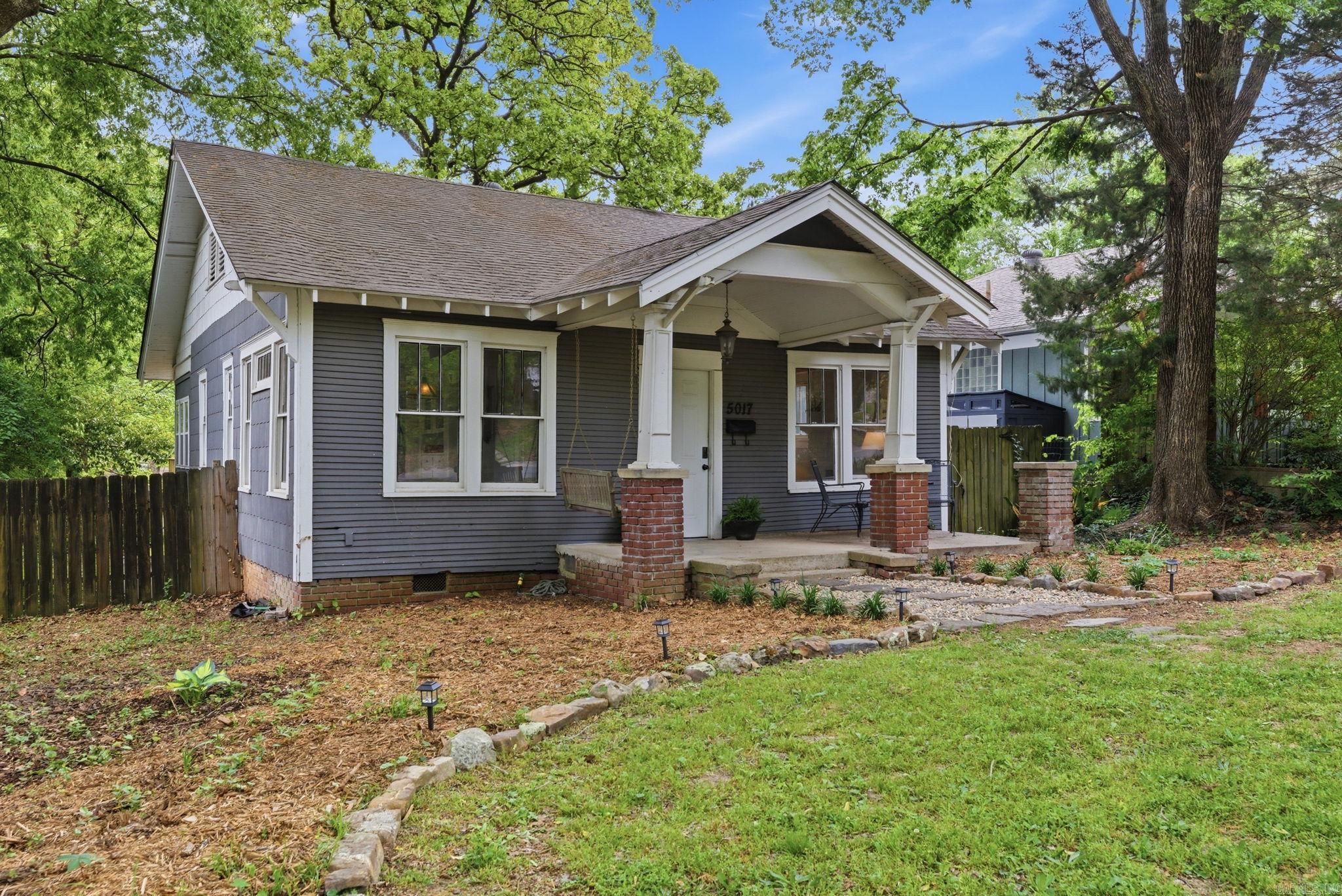 PULASKI HEIGHTS - Residential