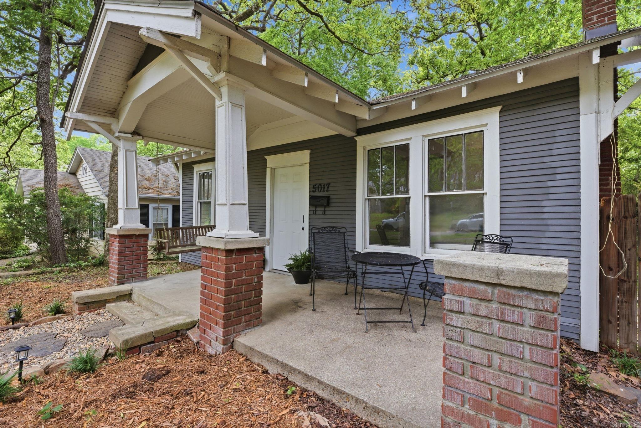 PULASKI HEIGHTS - Residential