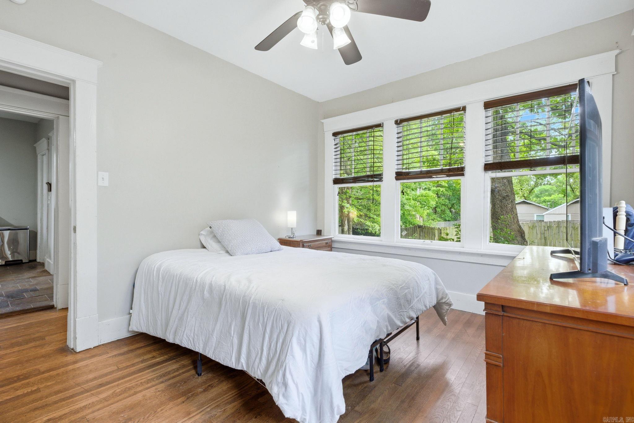 PULASKI HEIGHTS - Residential