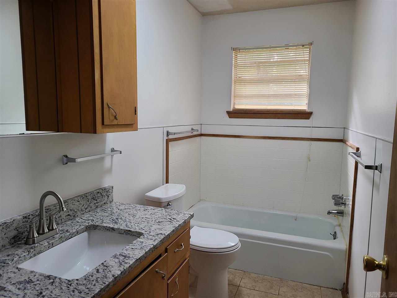 Anthonys - Residential Lease