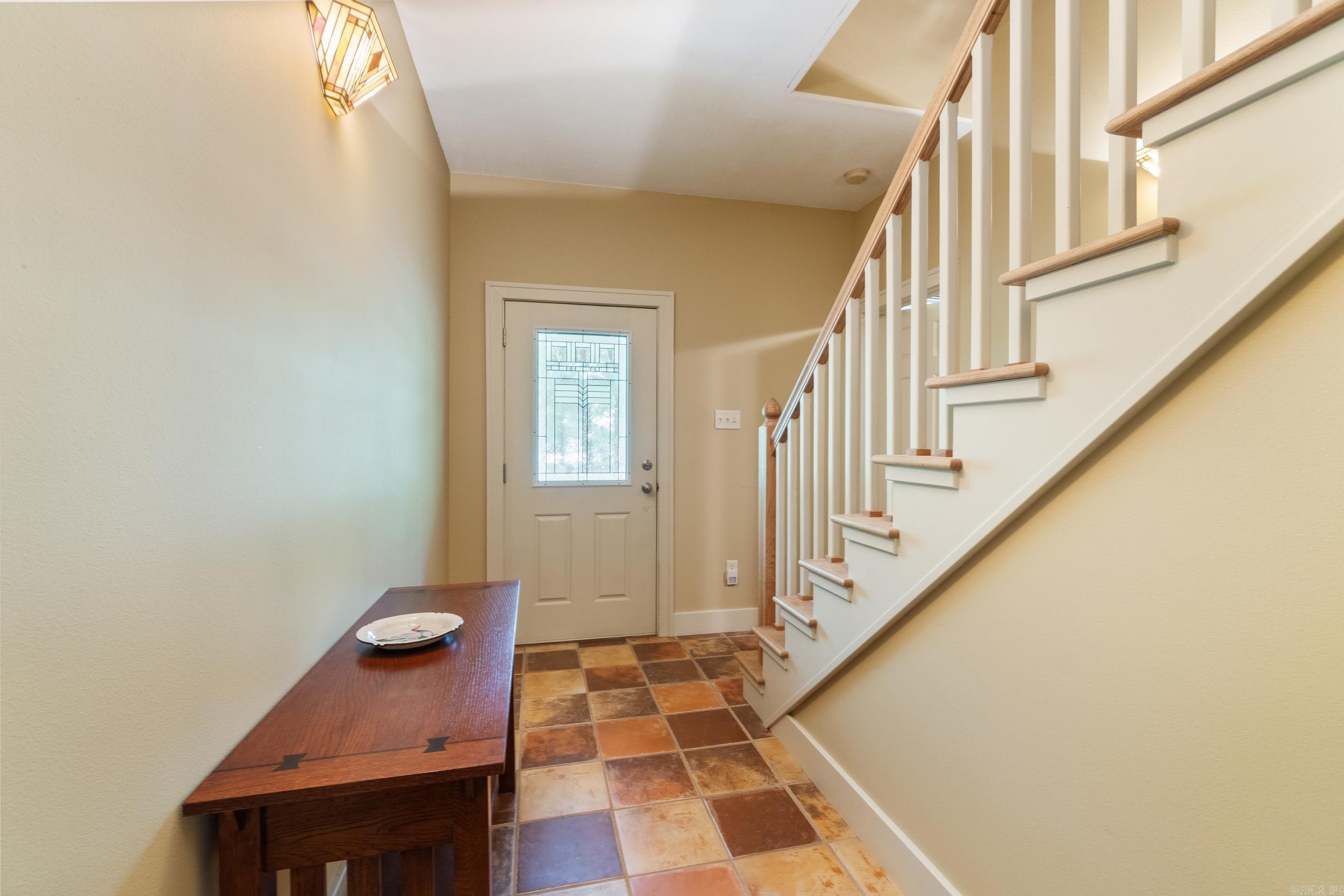 OLD MILL POND ROUND MOUNTAIN - Residential