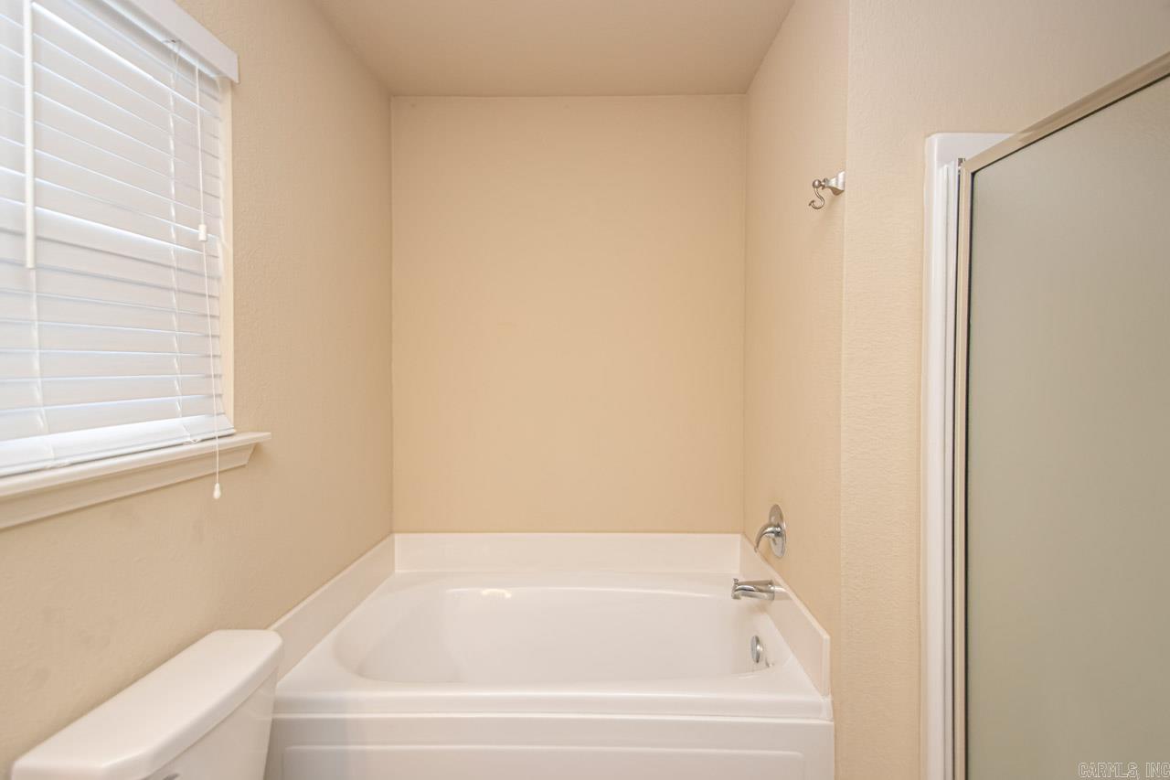 THE CROSSING AT OAK HILL - Residential