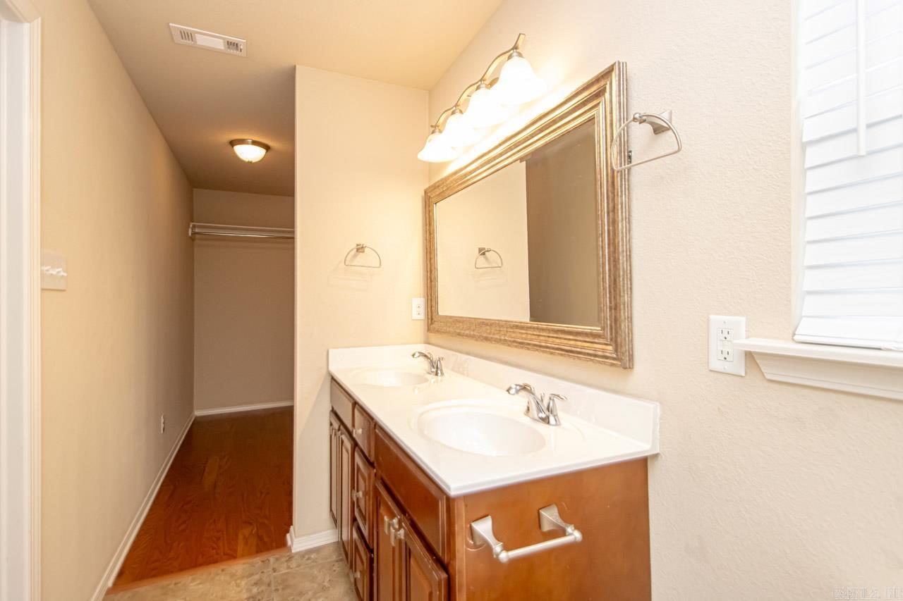 THE CROSSING AT OAK HILL - Residential