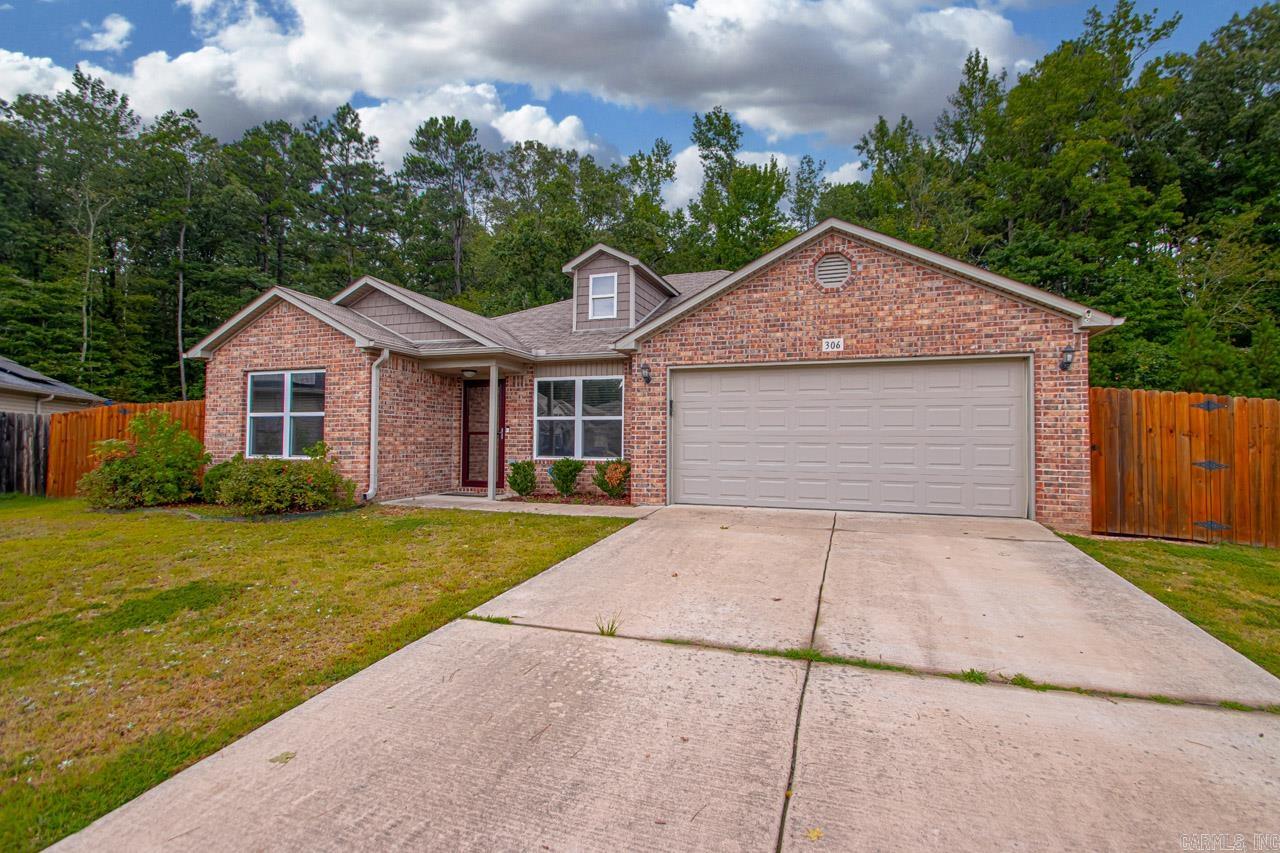 THE CROSSING AT OAK HILL - Residential