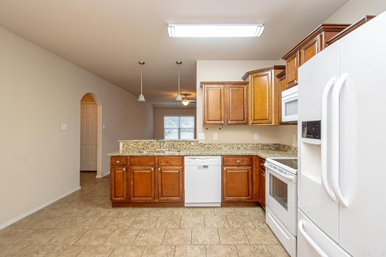 THE CROSSING AT OAK HILL - Residential