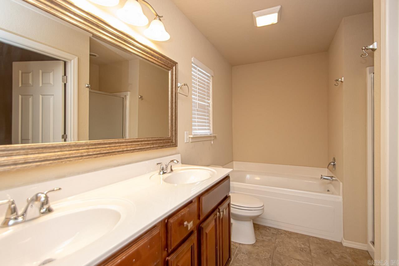 THE CROSSING AT OAK HILL - Residential