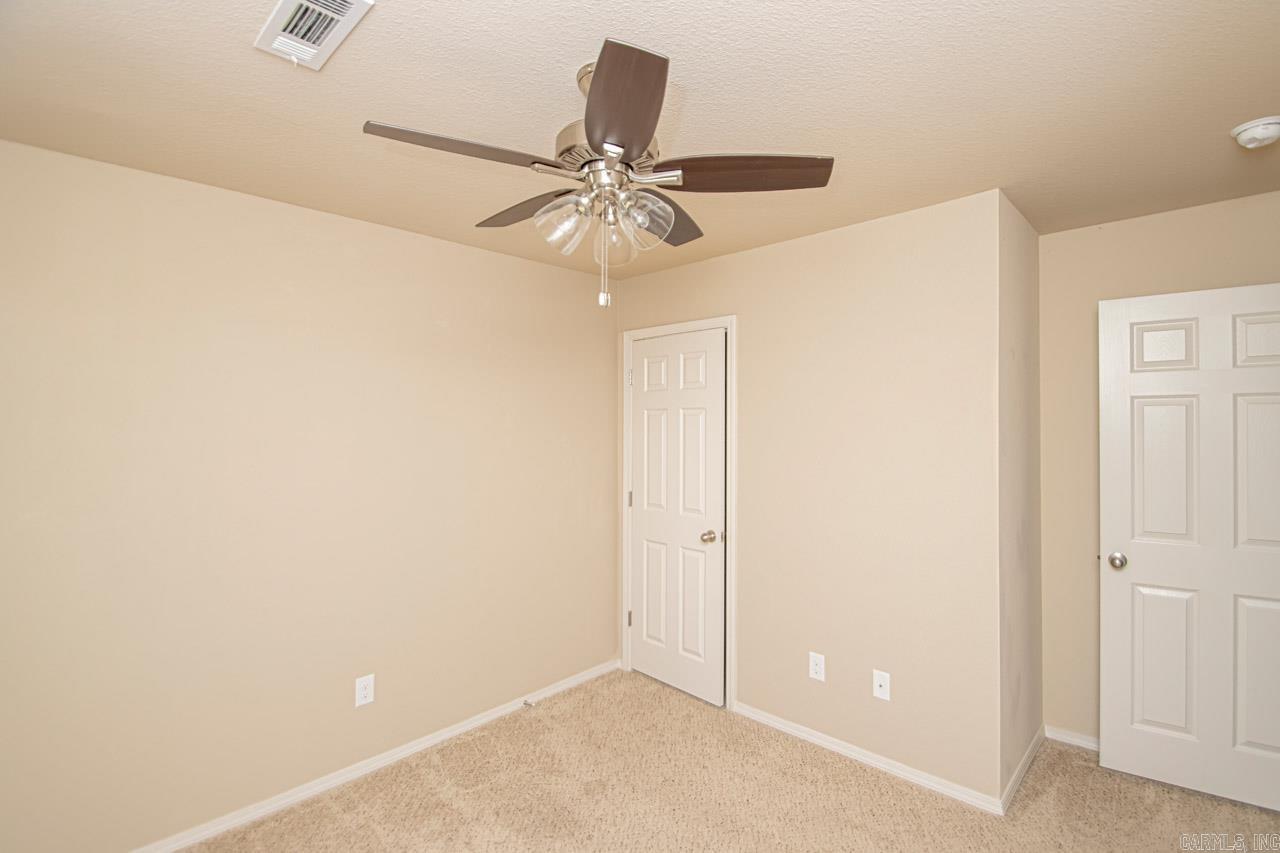 THE CROSSING AT OAK HILL - Residential