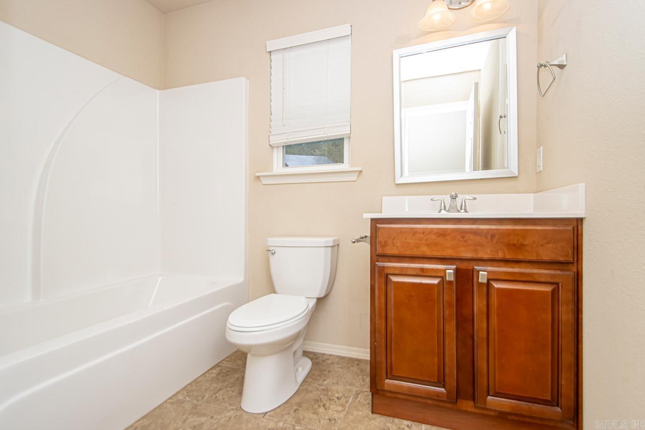 THE CROSSING AT OAK HILL - Residential