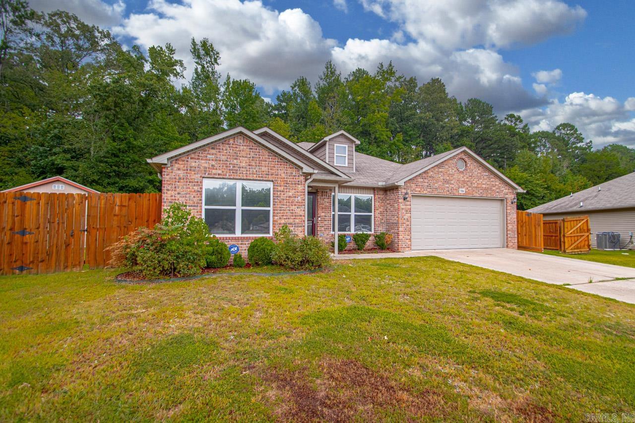 THE CROSSING AT OAK HILL - Residential