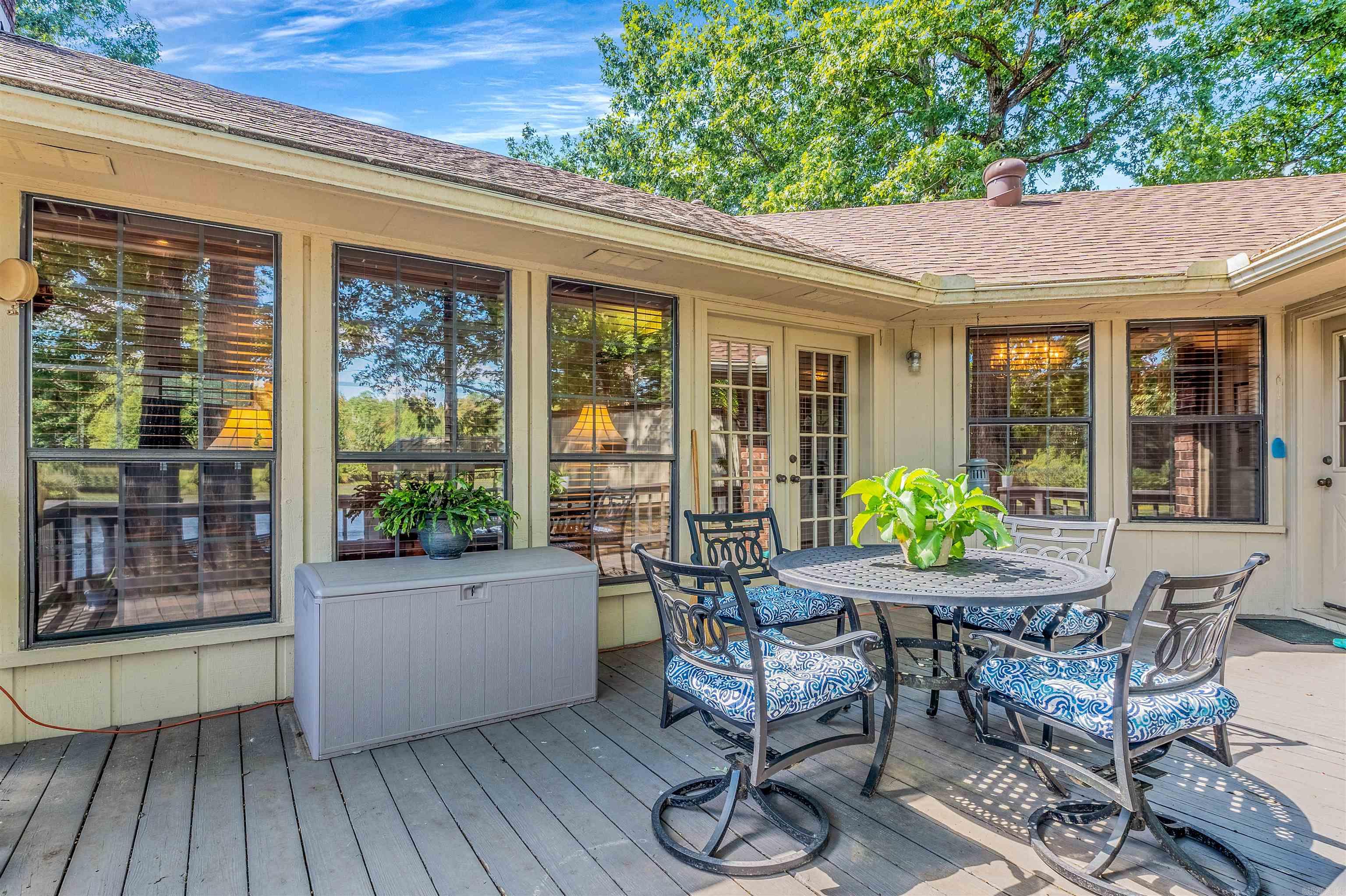OAK FOREST - Residential