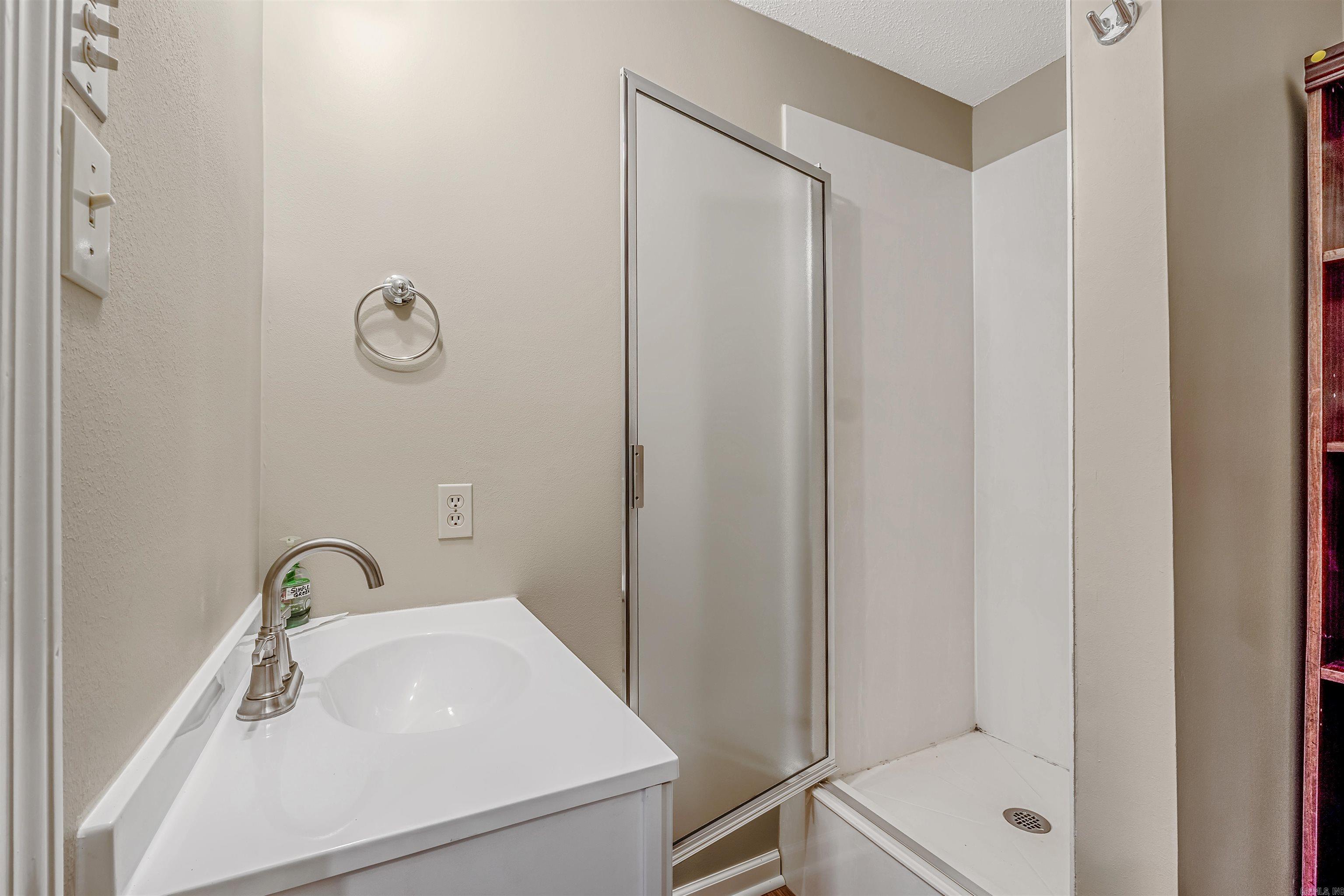 OAK FOREST - Residential