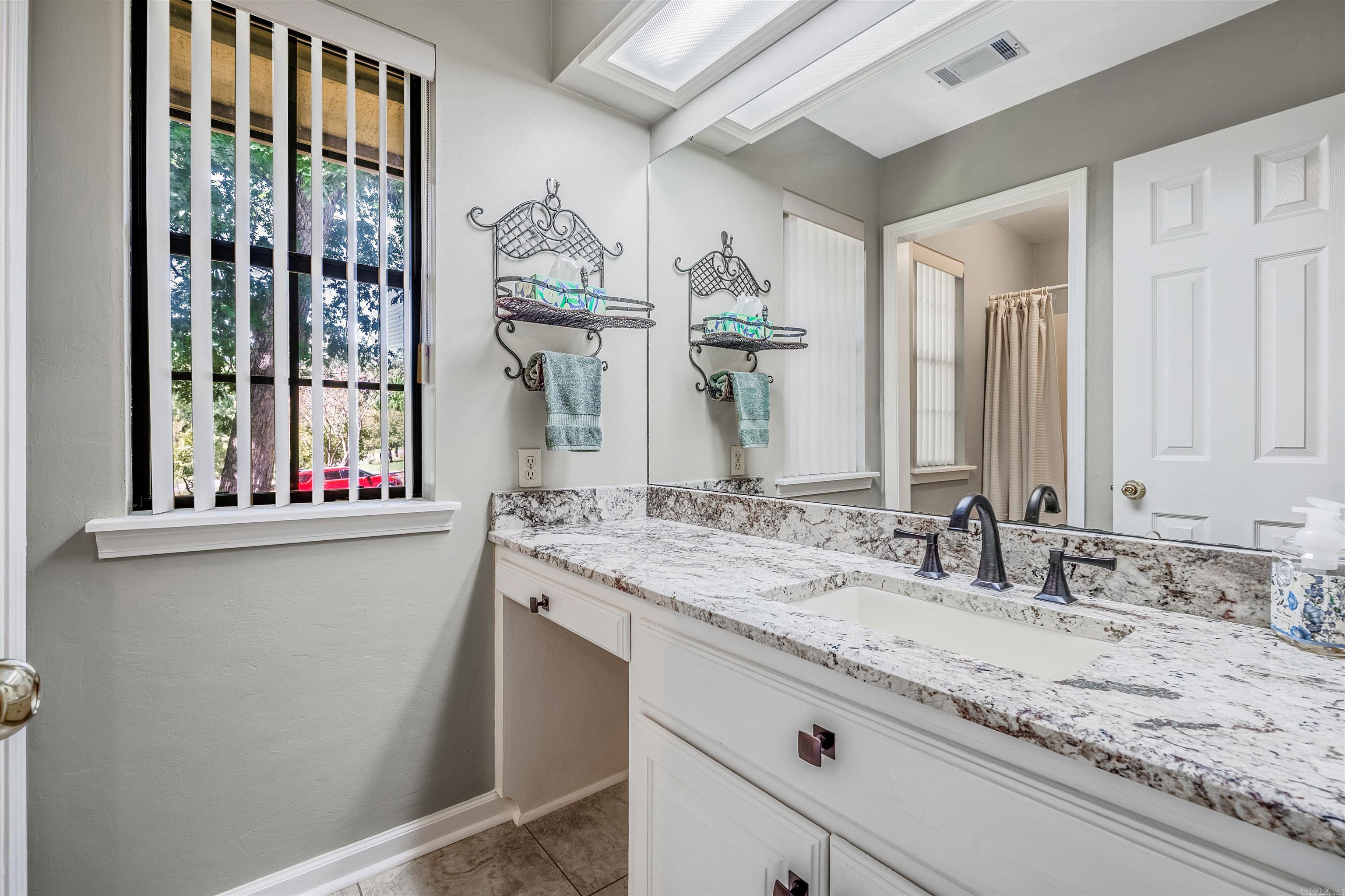 OAK FOREST - Residential