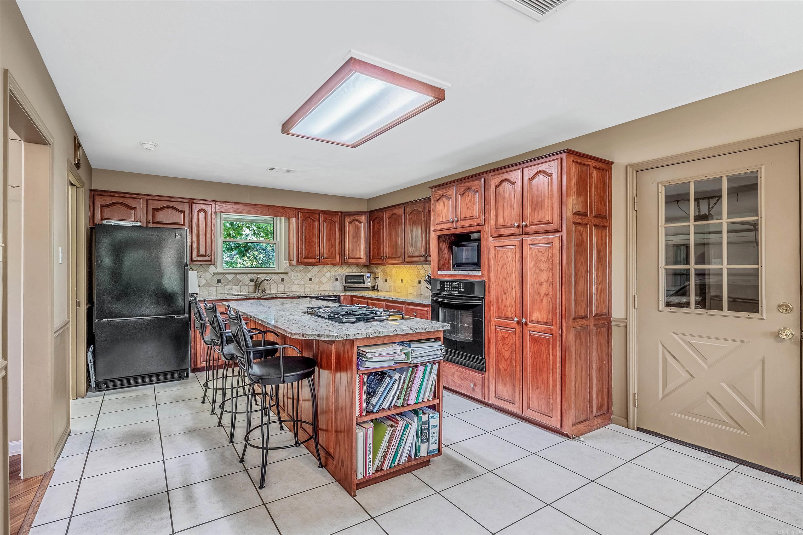 OAK FOREST - Residential