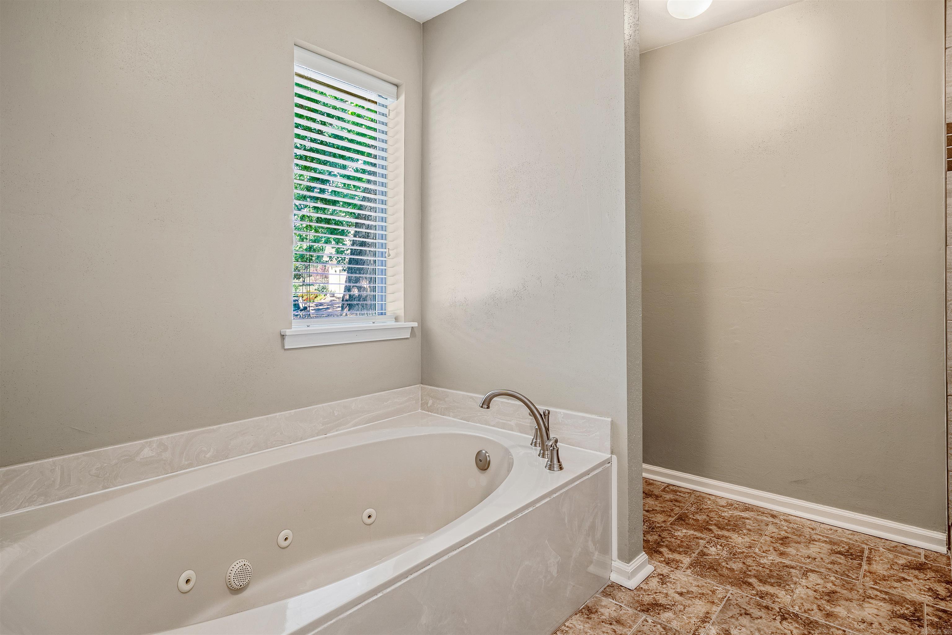 OAK FOREST - Residential