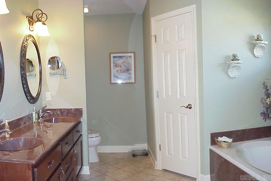 HURRICANE HILLS - Residential