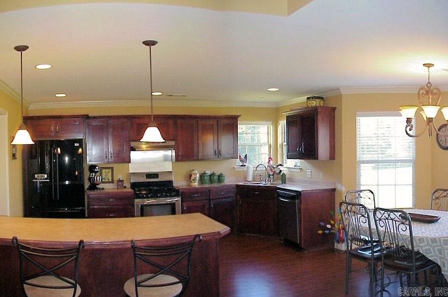 HURRICANE HILLS - Residential