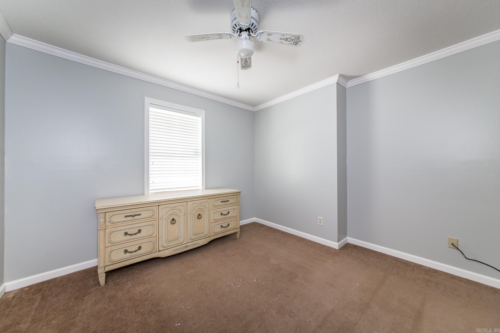 COUNTRY LANE - Residential