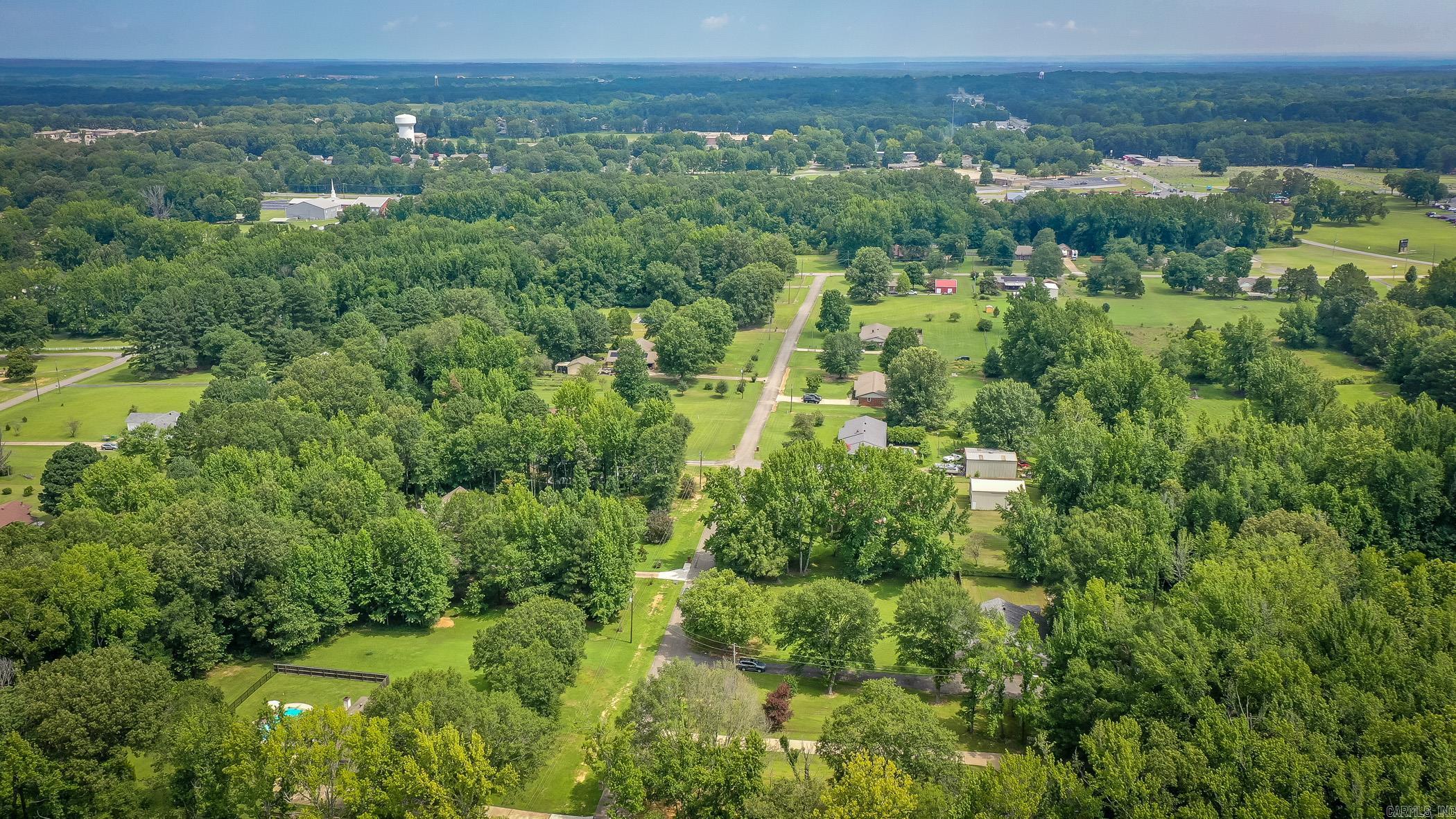 COUNTRY LANE - Residential