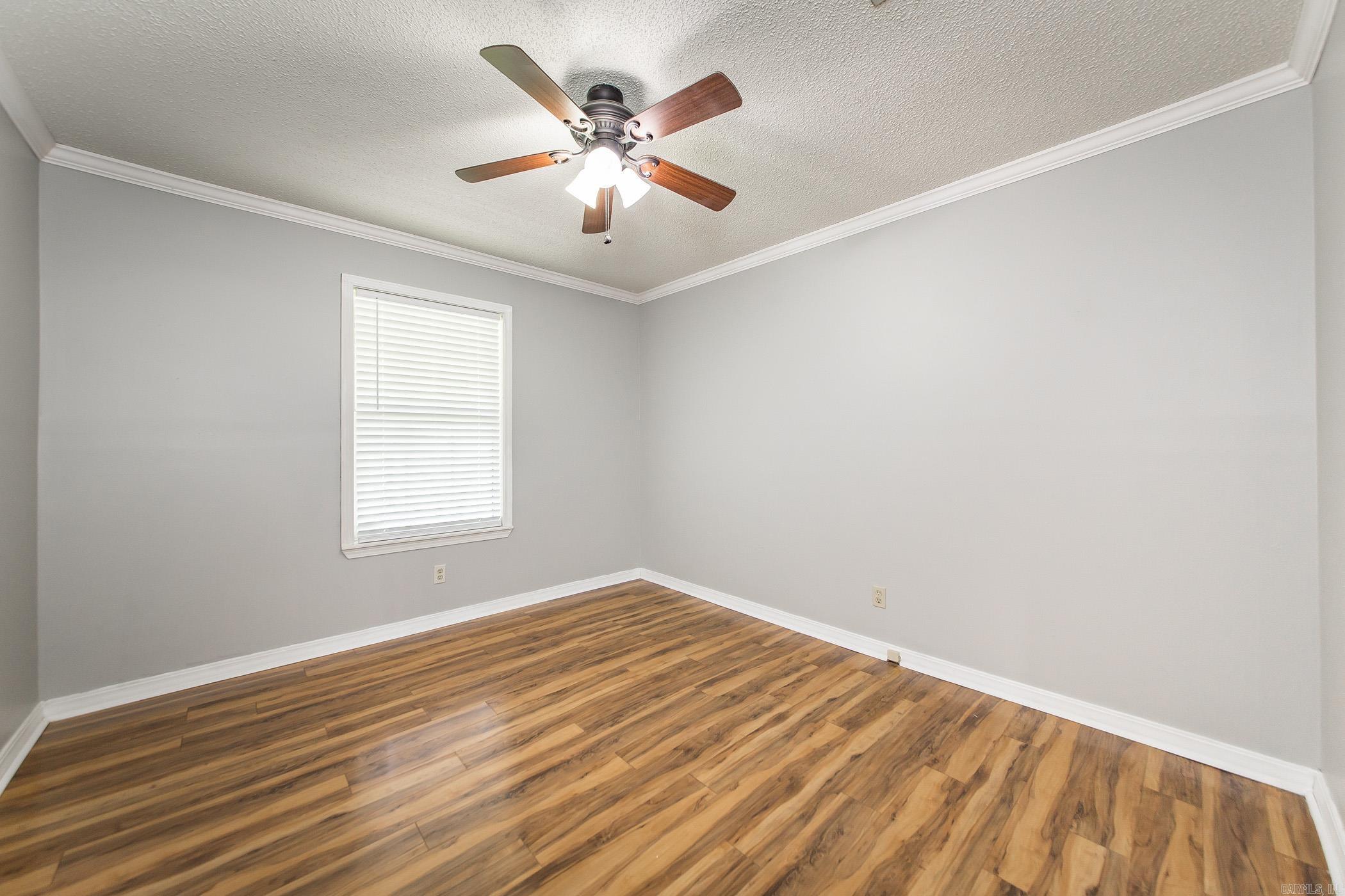 COUNTRY LANE - Residential