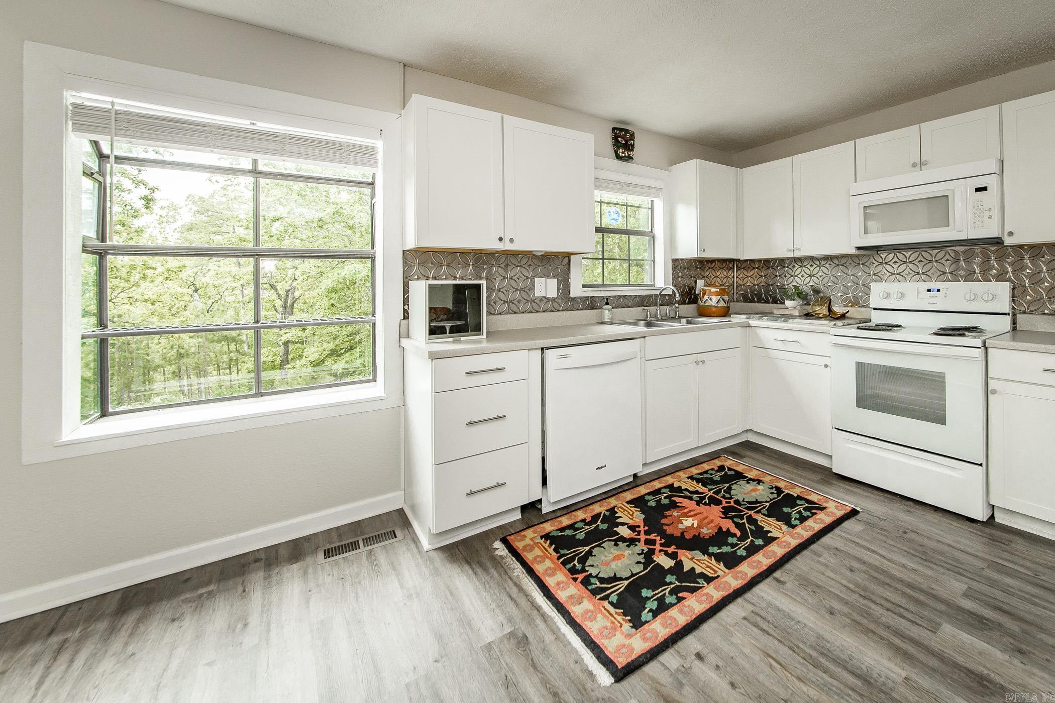 PINE HILL ESTATES - Residential