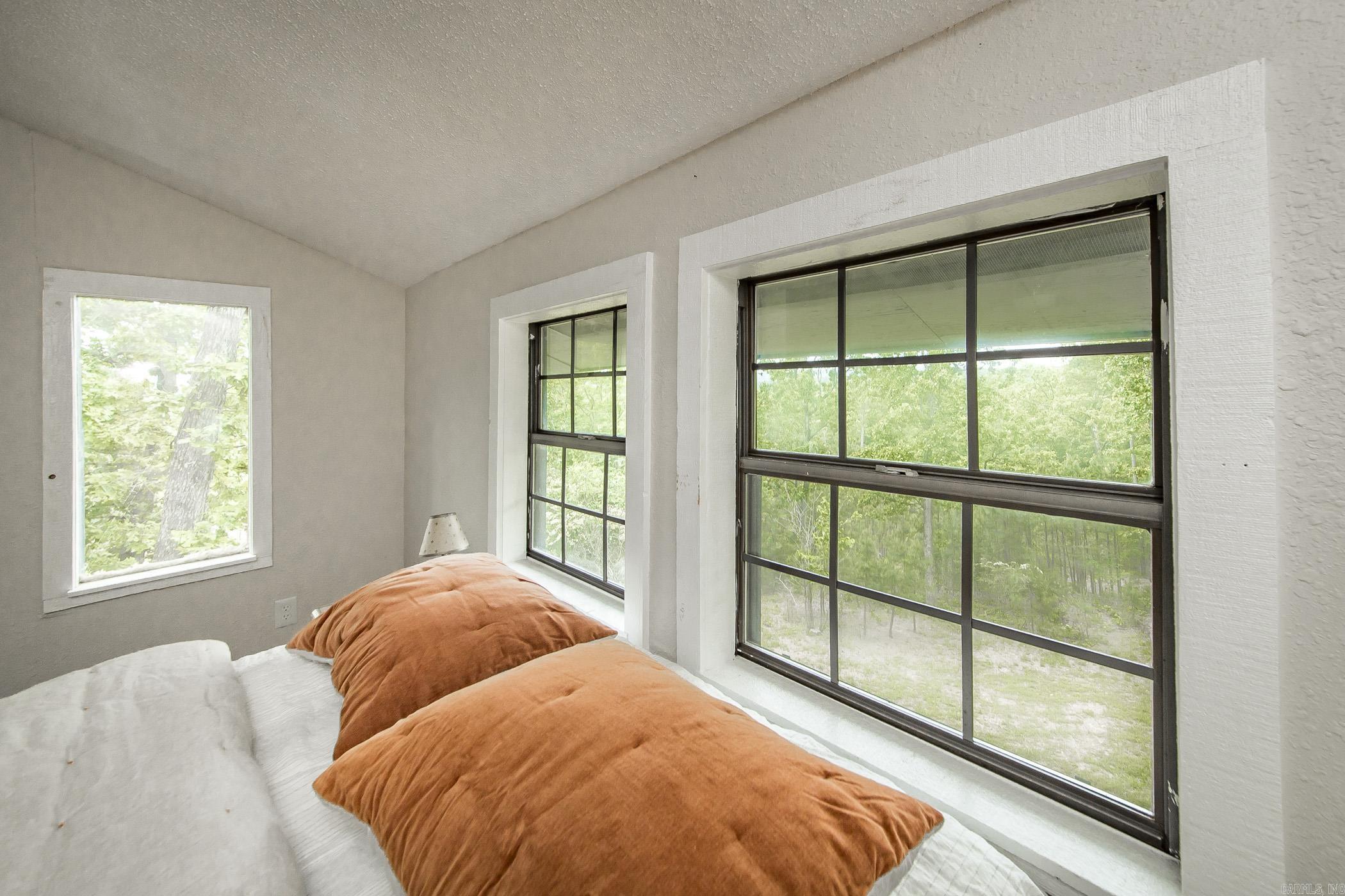 PINE HILL ESTATES - Residential