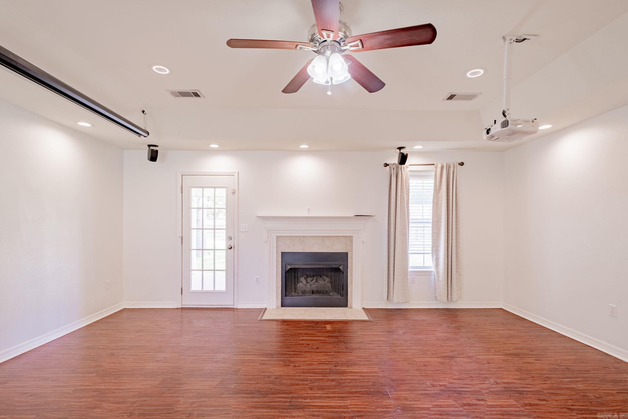 Diamond Creek I - Residential Lease