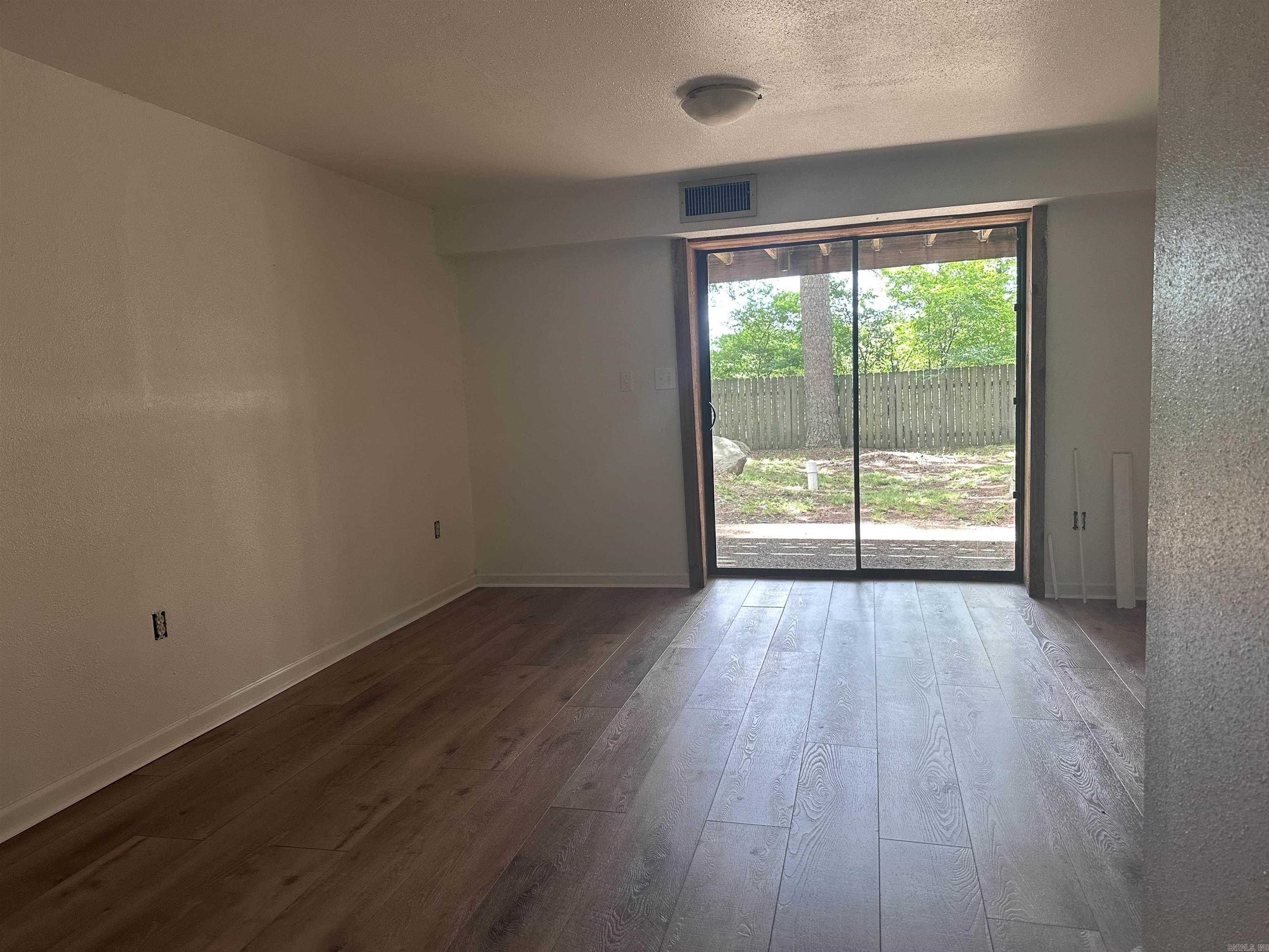 SLATEN & VINSON - Residential