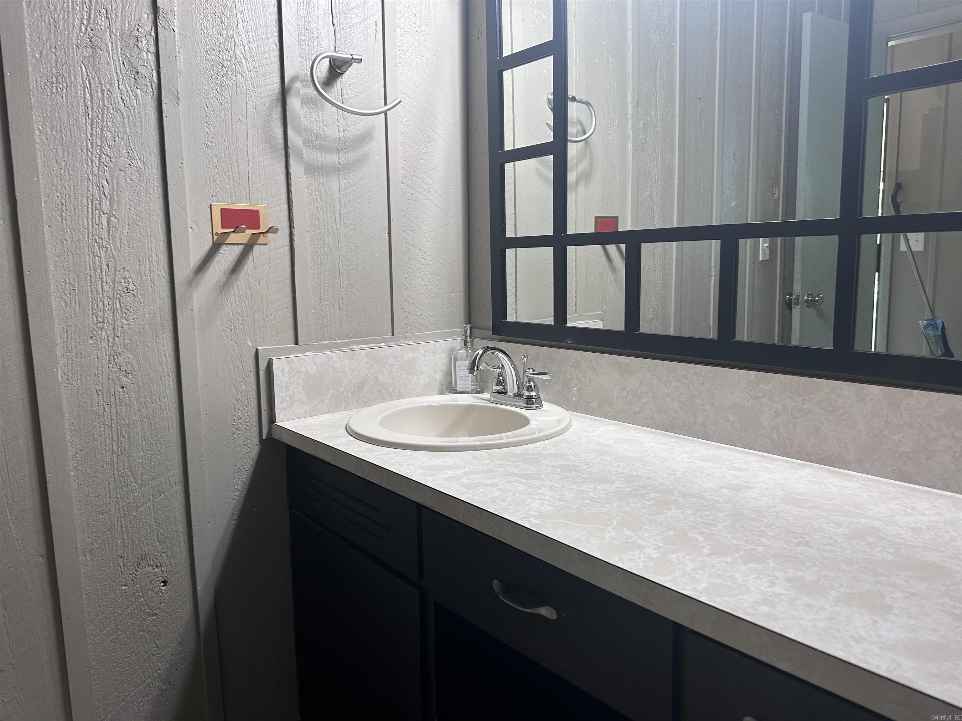SLATEN & VINSON - Residential