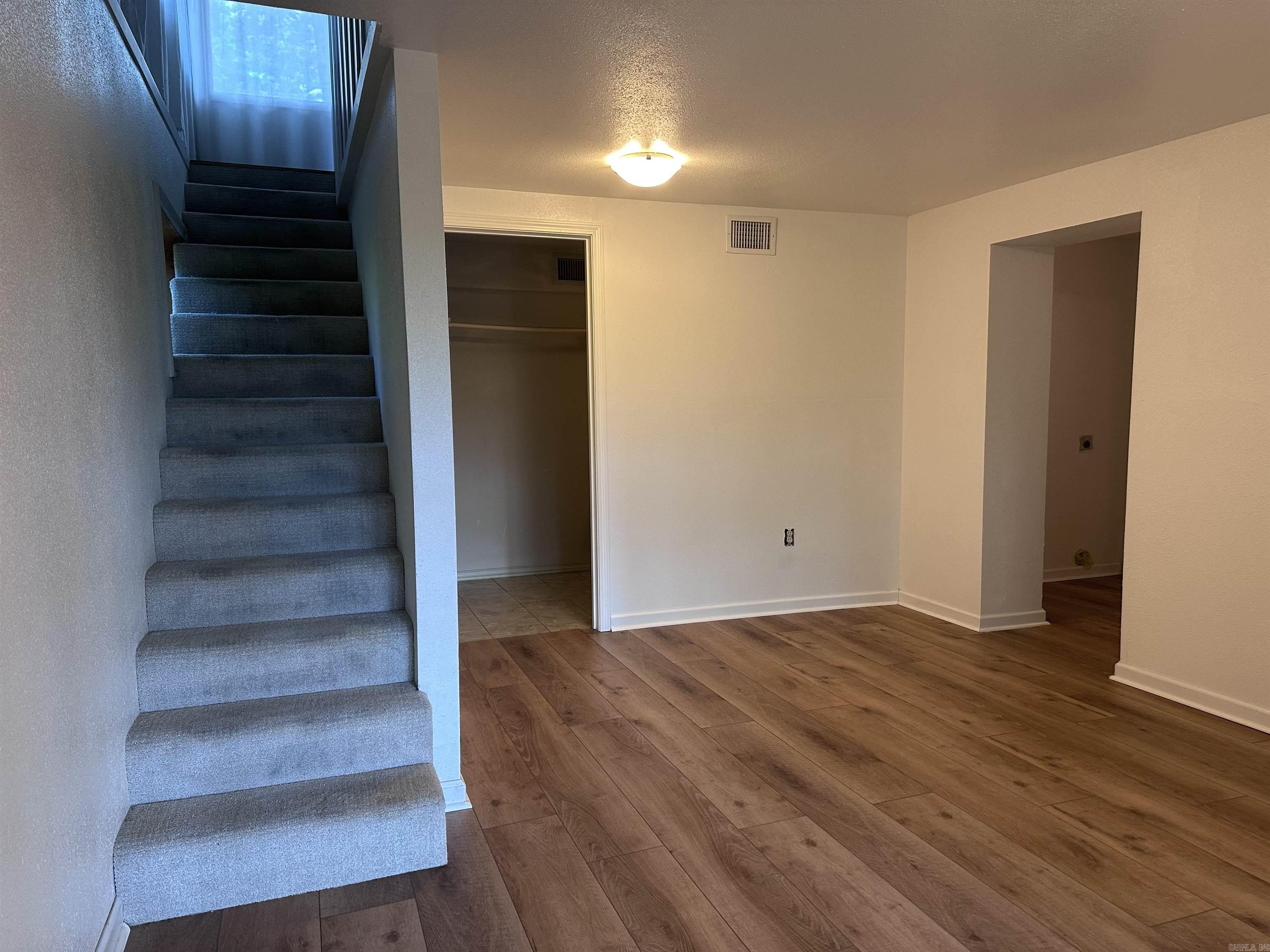 SLATEN & VINSON - Residential