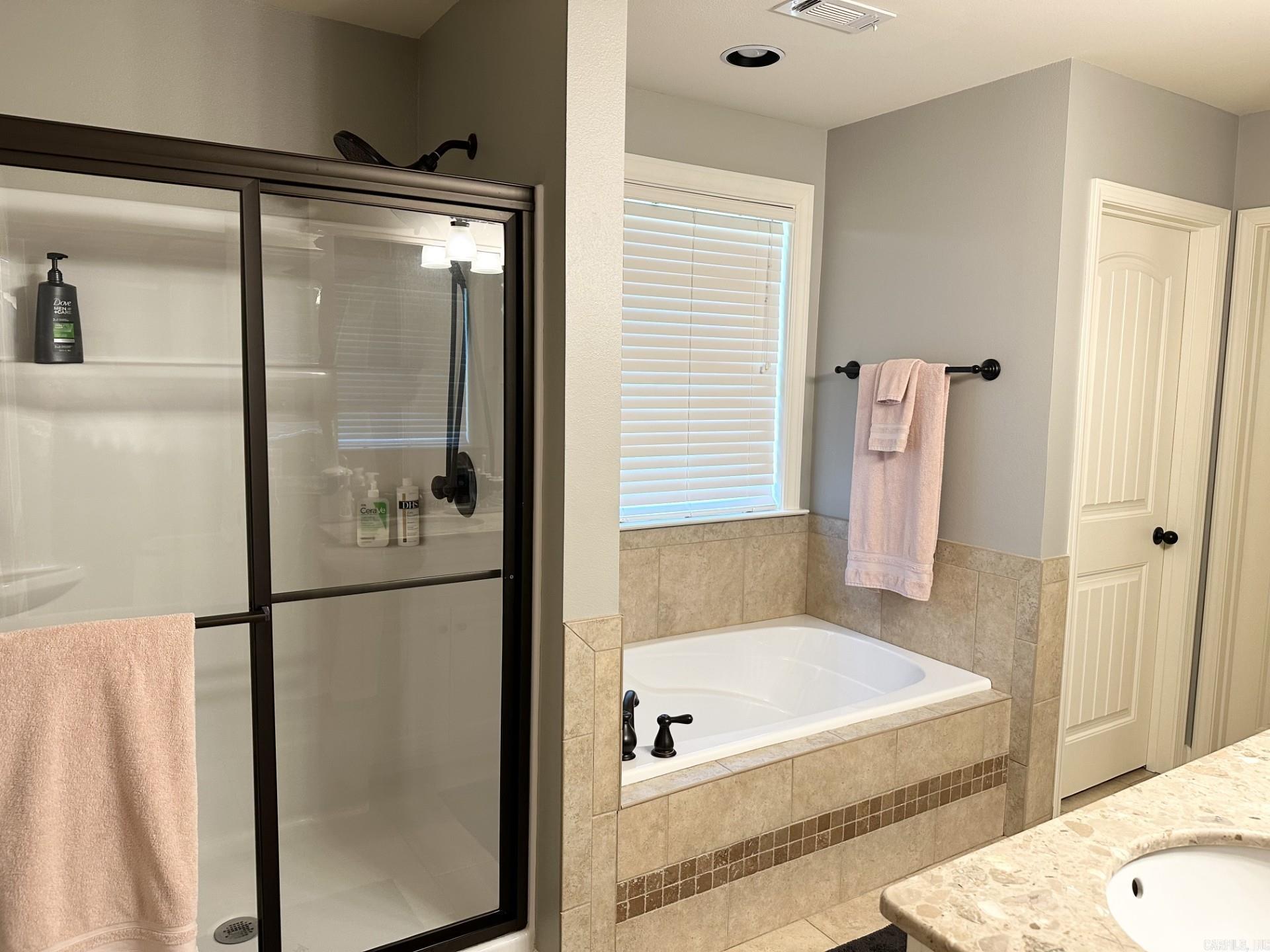 HERITAGE FARM - Residential