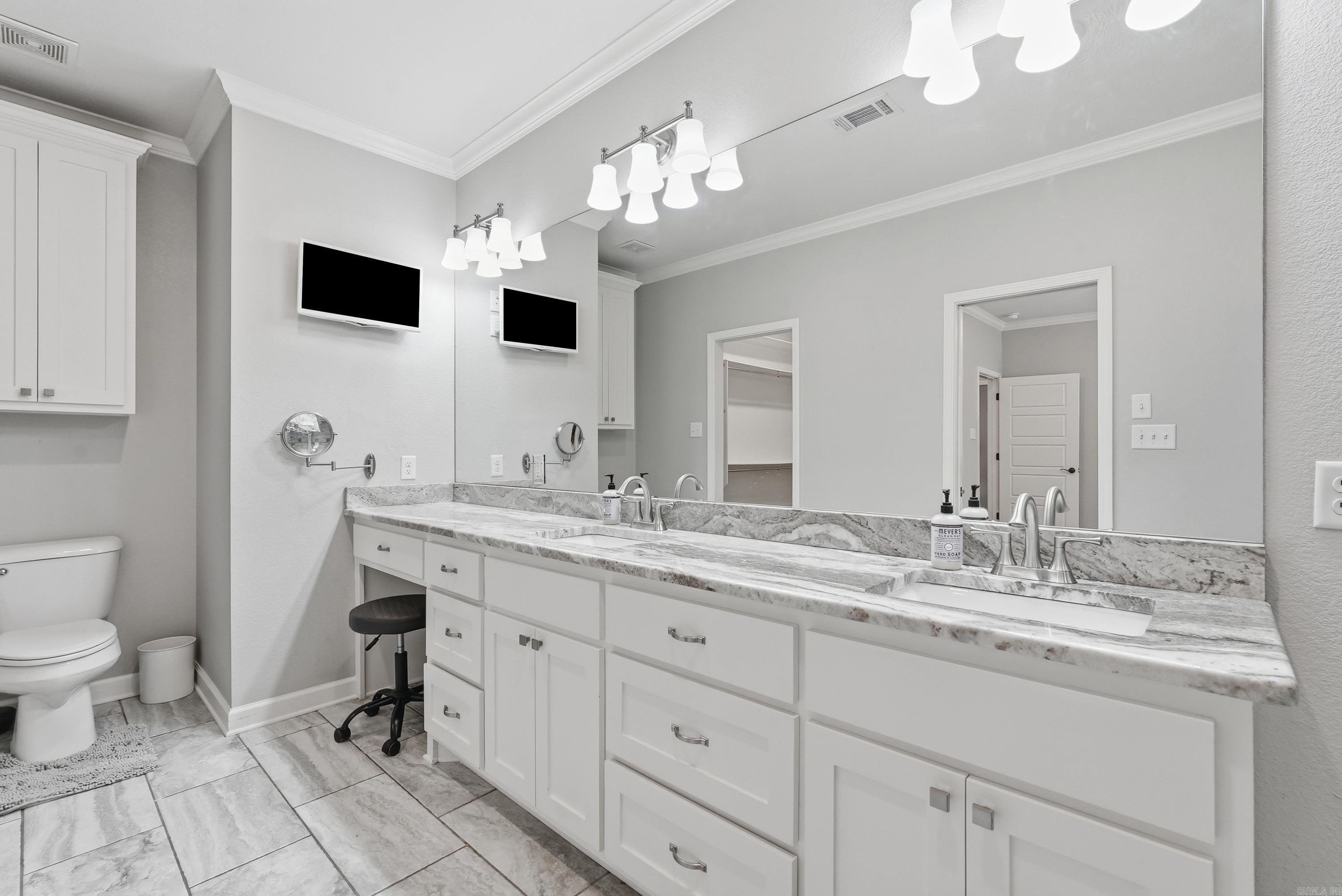 BROOKFIELD WEST - Residential