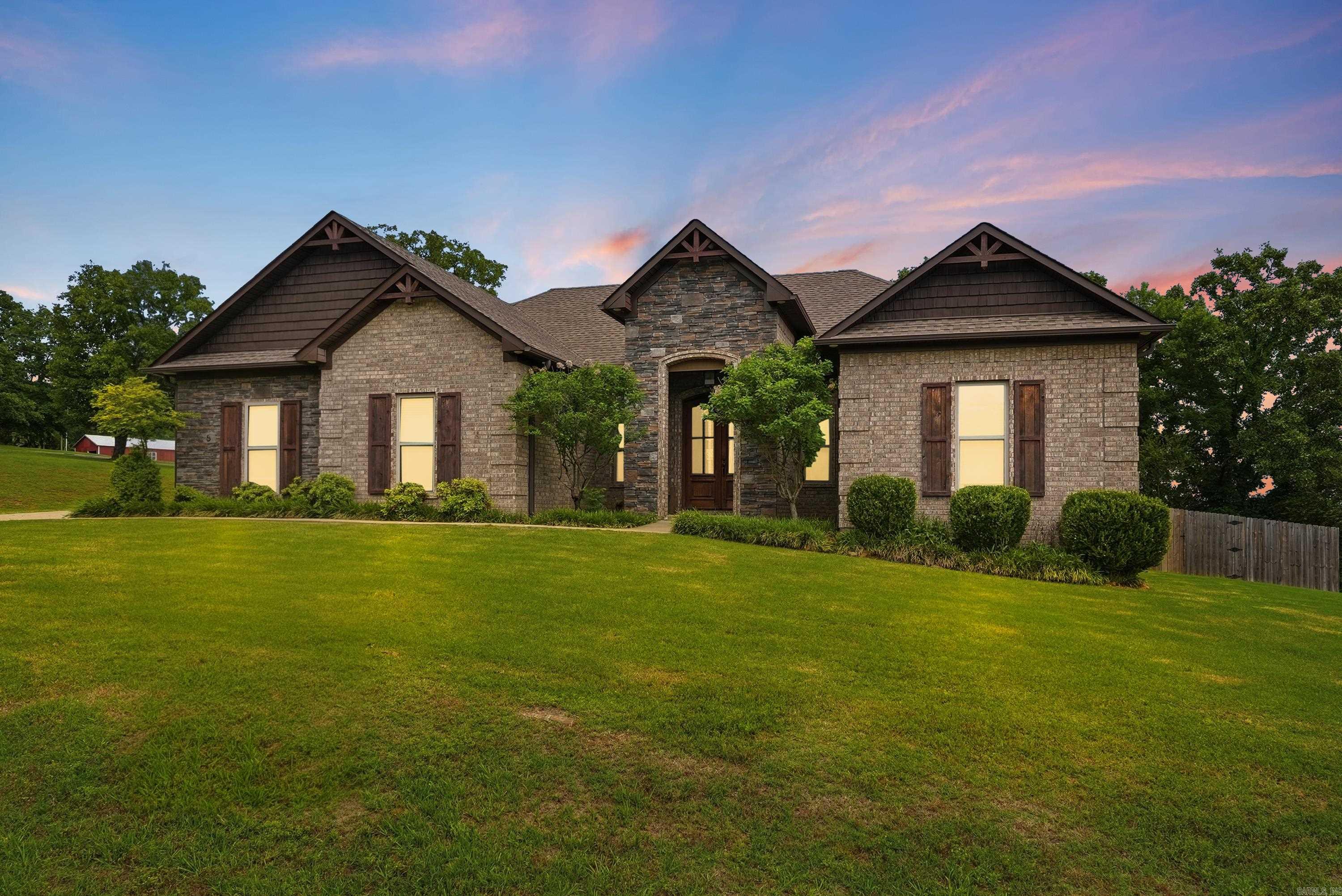BROOKFIELD WEST - Residential