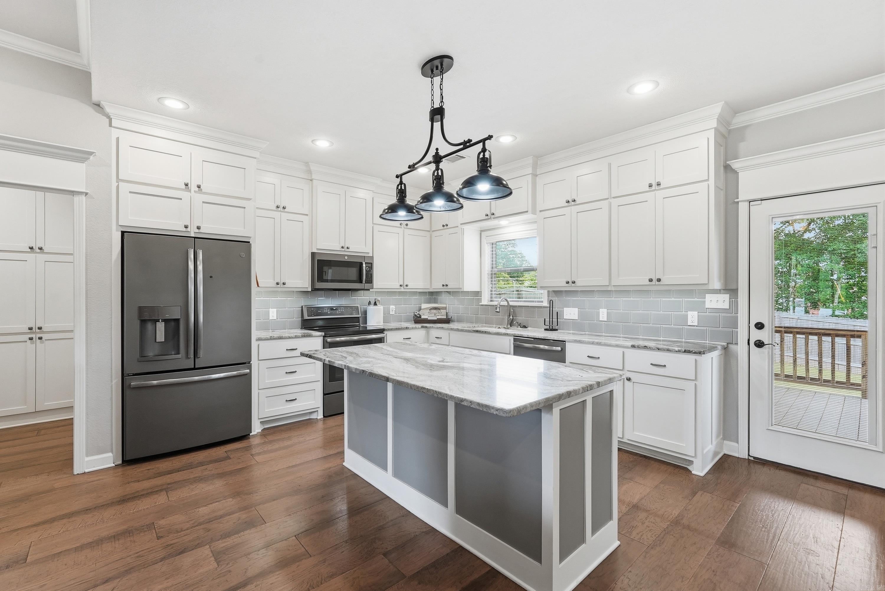 BROOKFIELD WEST - Residential