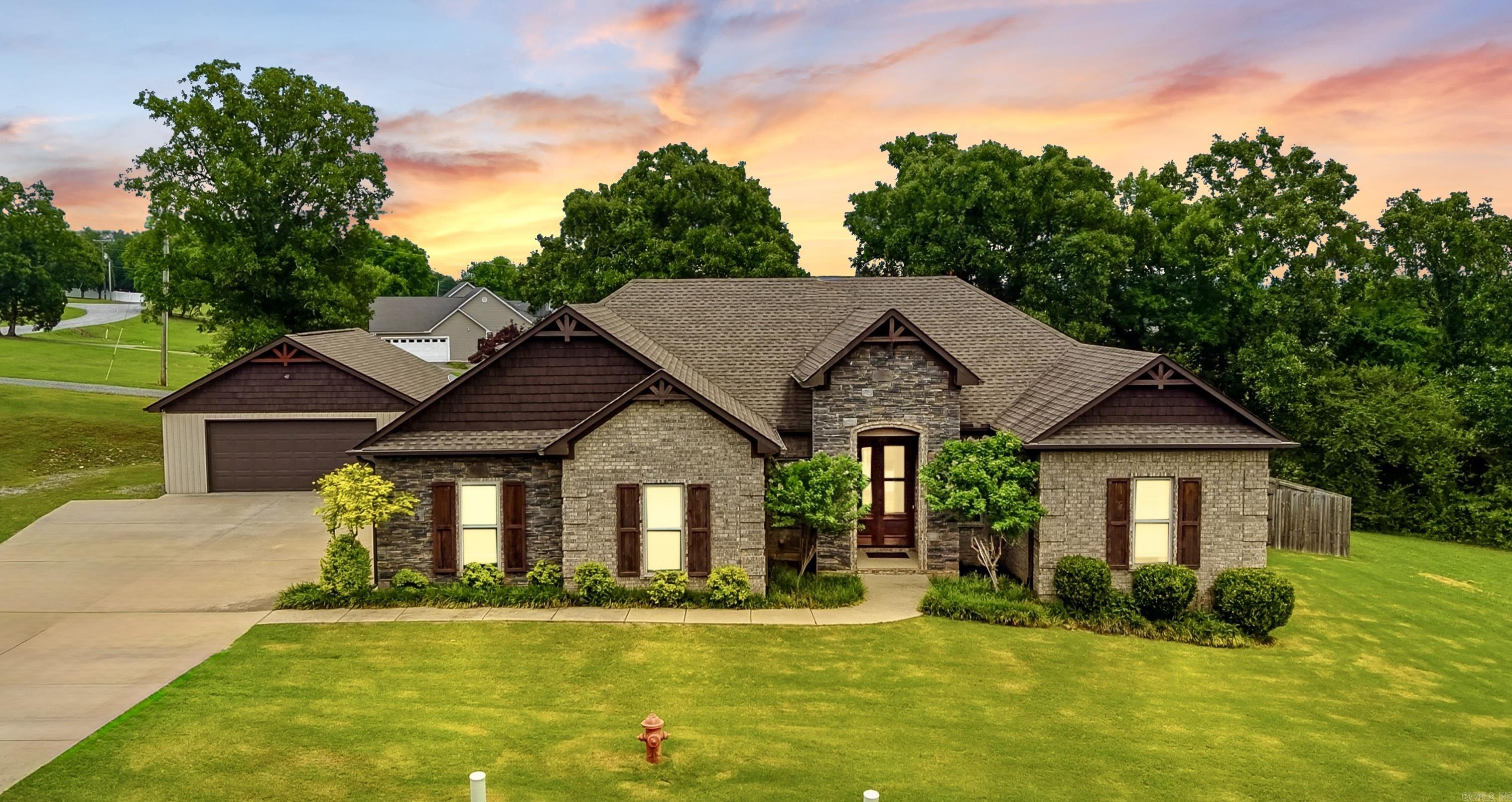 BROOKFIELD WEST - Residential