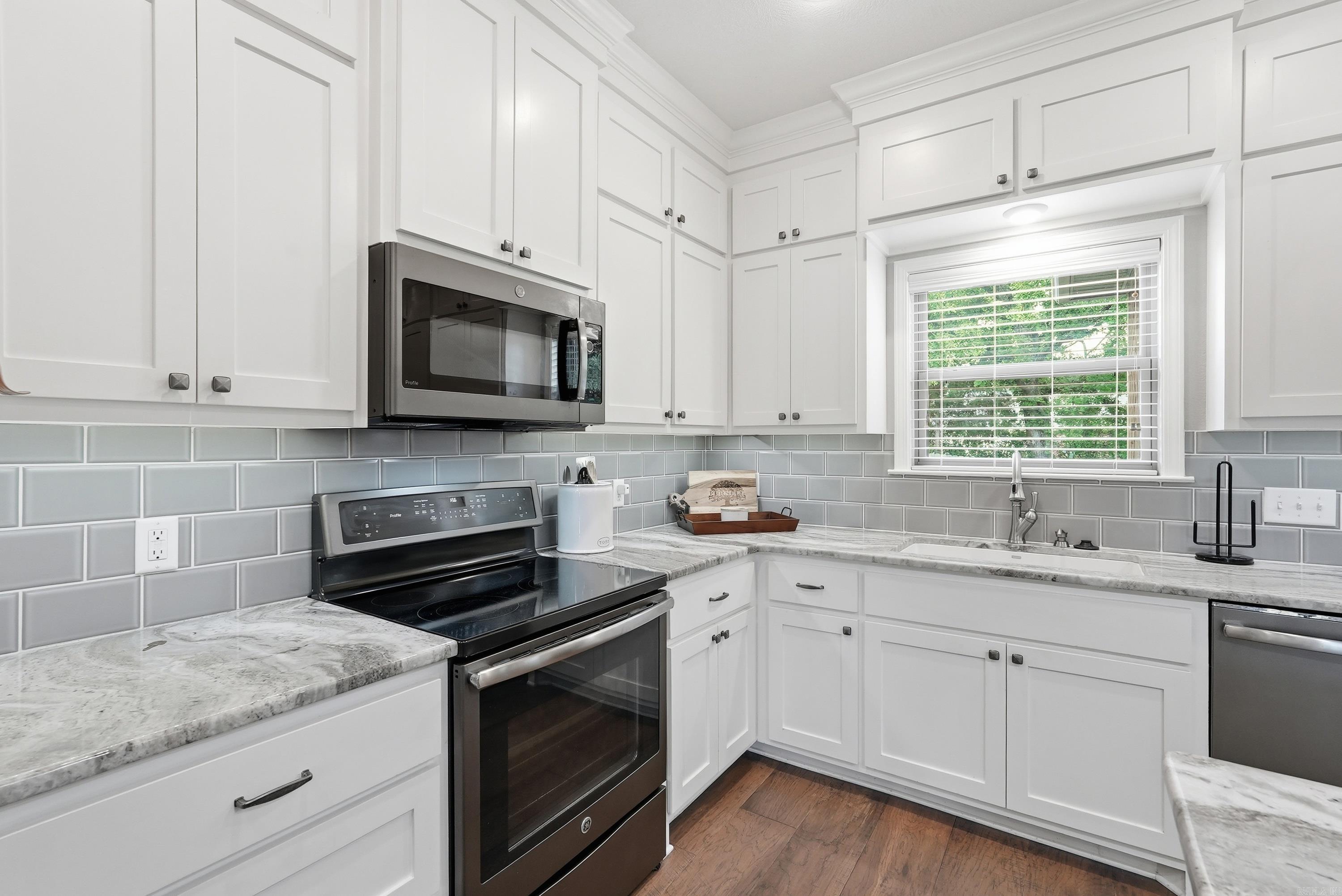 BROOKFIELD WEST - Residential
