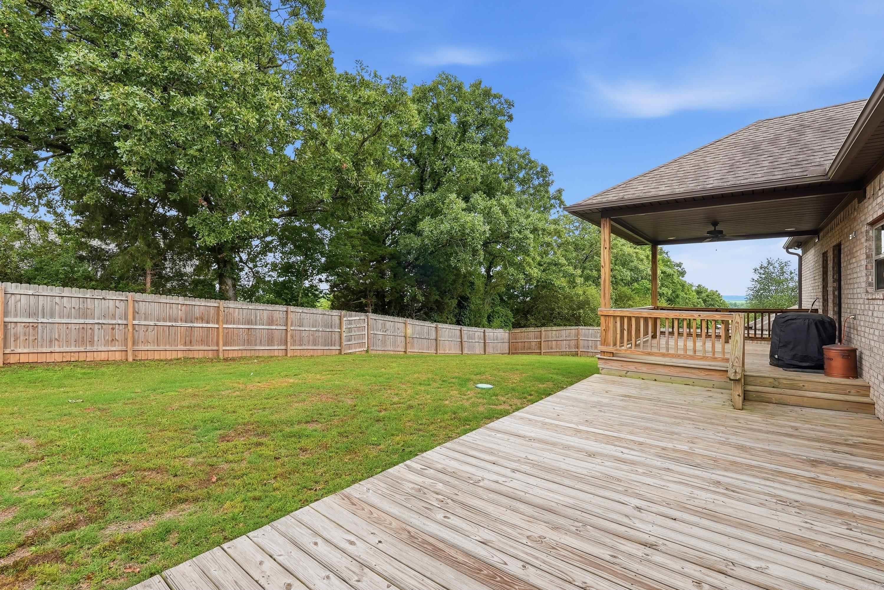 BROOKFIELD WEST - Residential