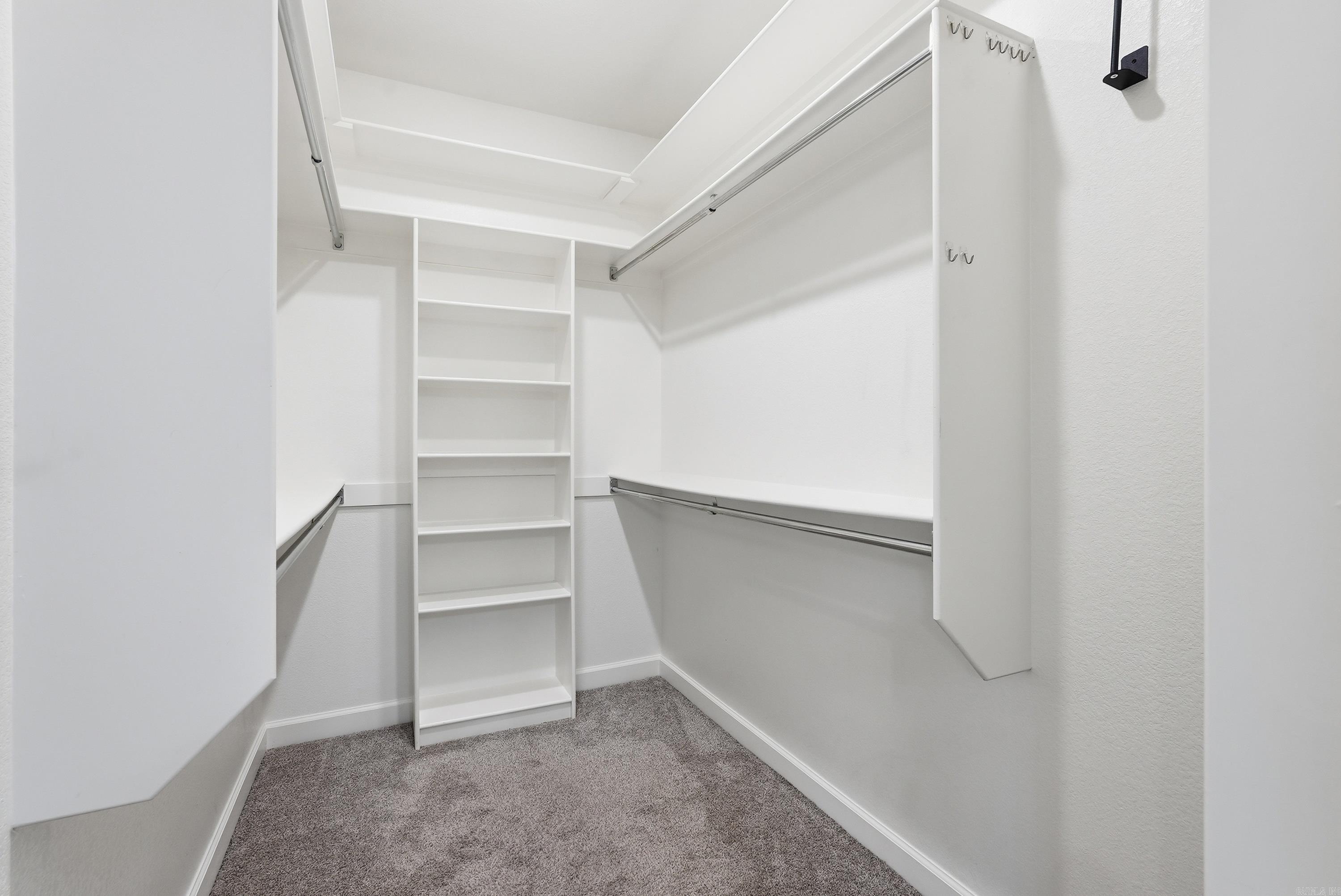 BROOKFIELD WEST - Residential