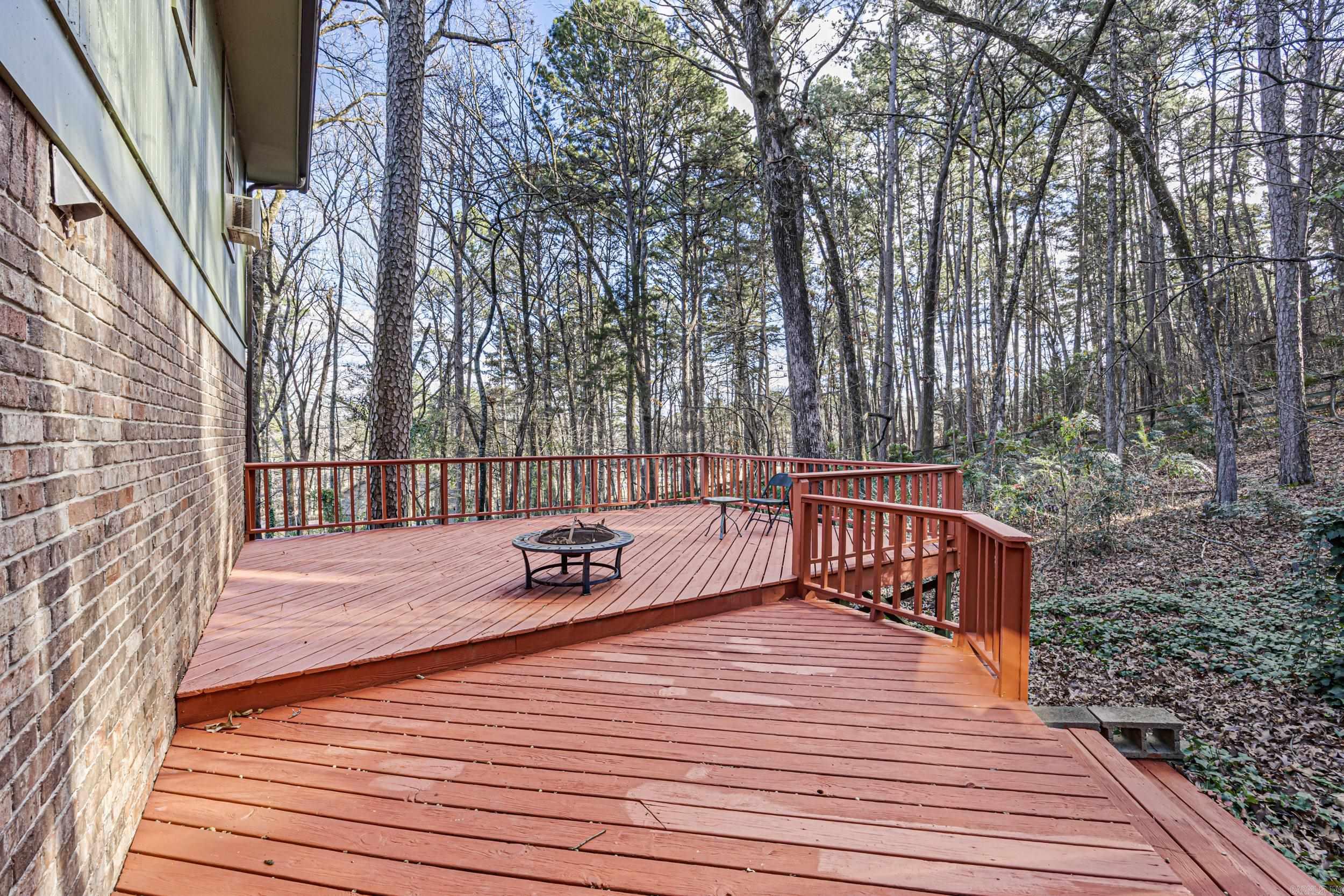 CRAIGWOOD ACRES - Residential