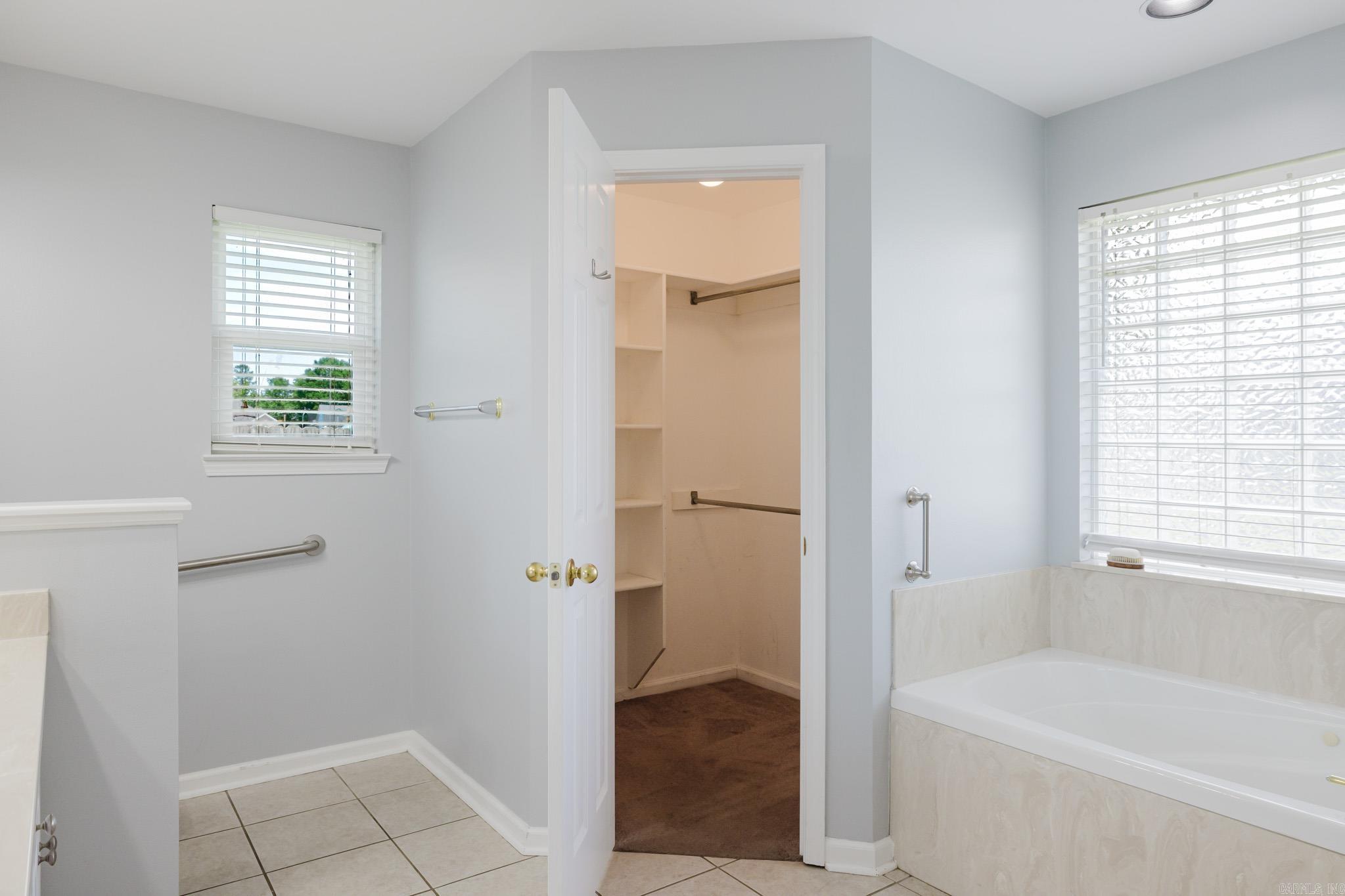 HERITAGE FARM - Residential