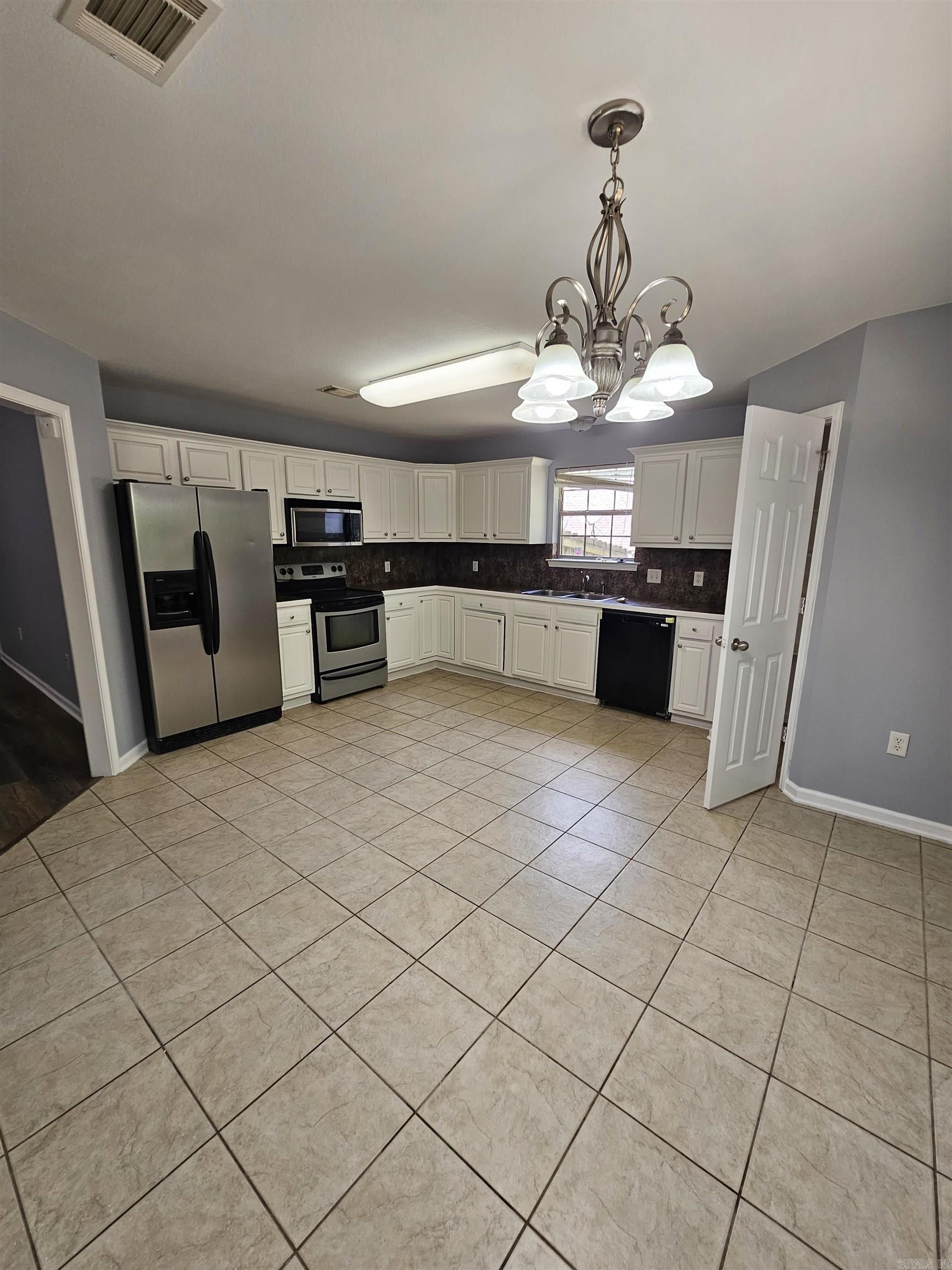 Autumn Ridge - Residential Lease