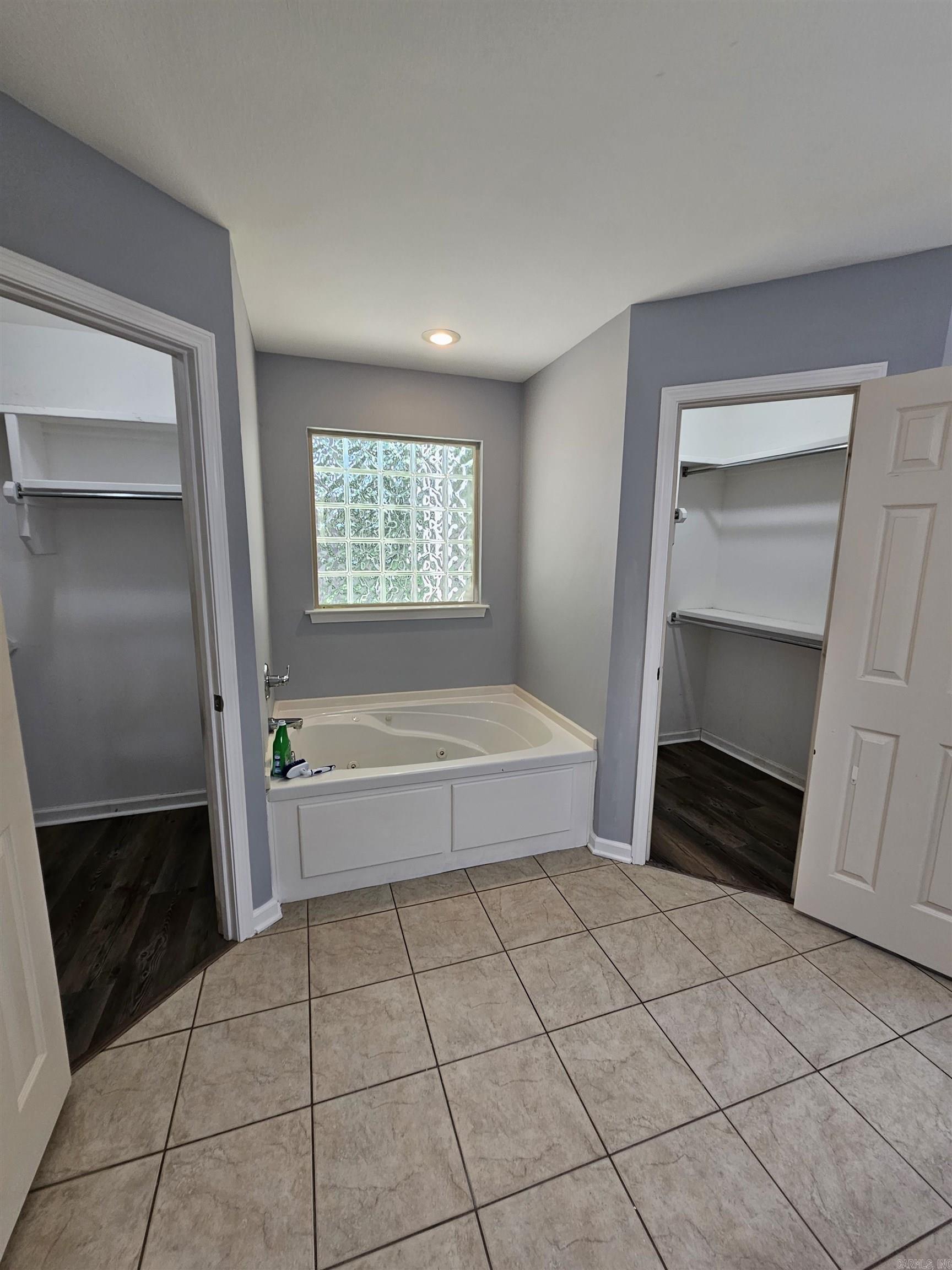 Autumn Ridge - Residential Lease