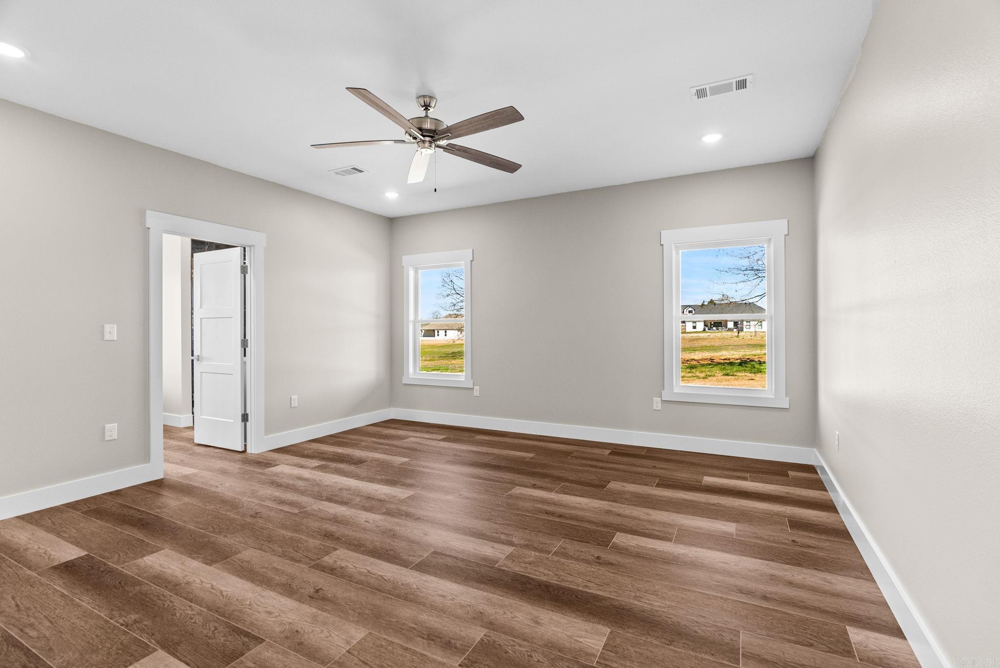 REPUBLICAN VALLEY ESTATES - Residential