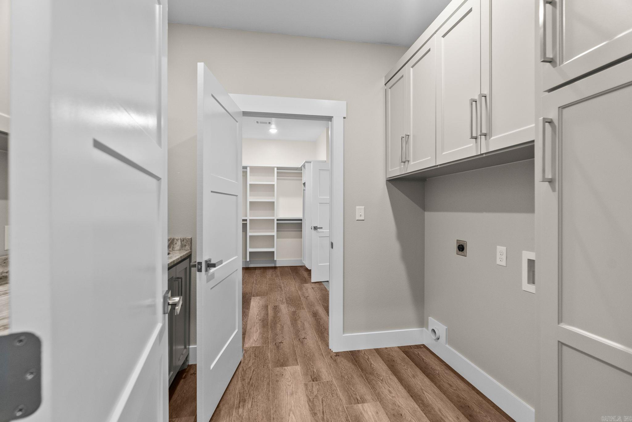 REPUBLICAN VALLEY ESTATES - Residential